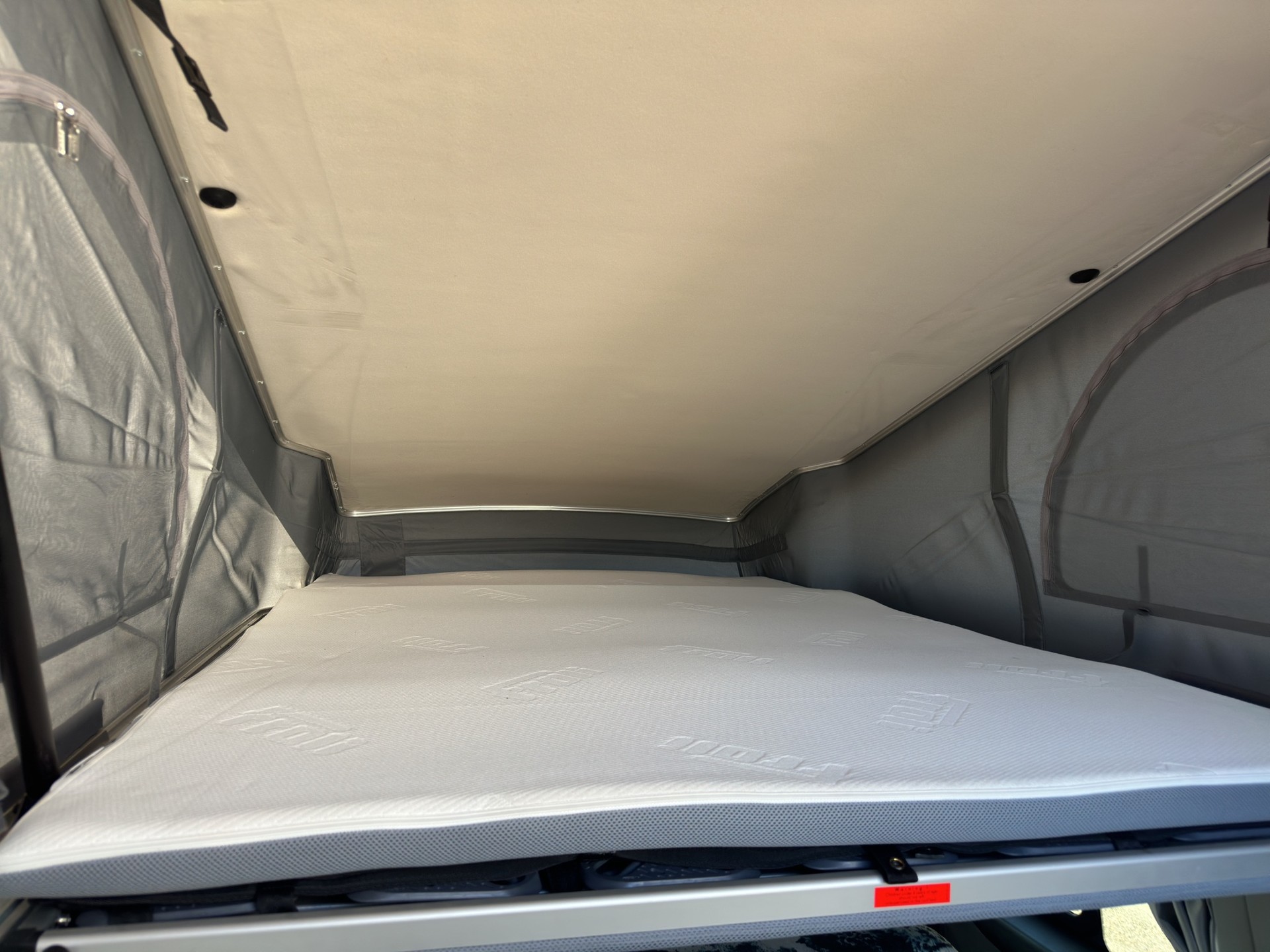 FORD Transit Custom Plus 340 L2H1 Camper NUGGET-image-36