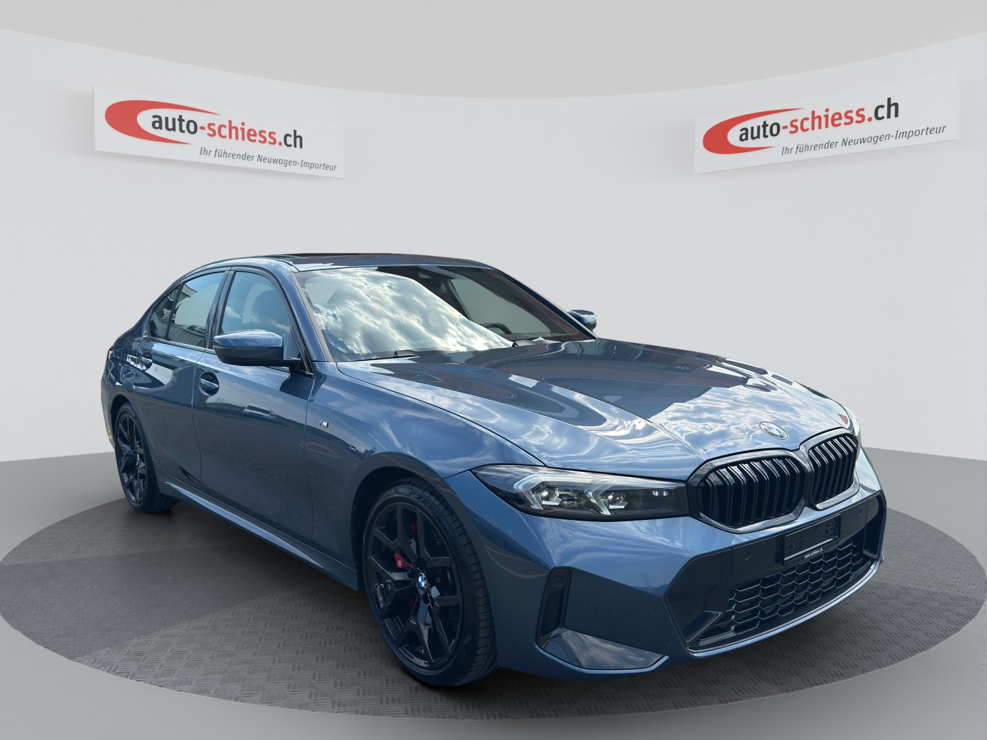BMW 320i M Sport Pro Steptronic