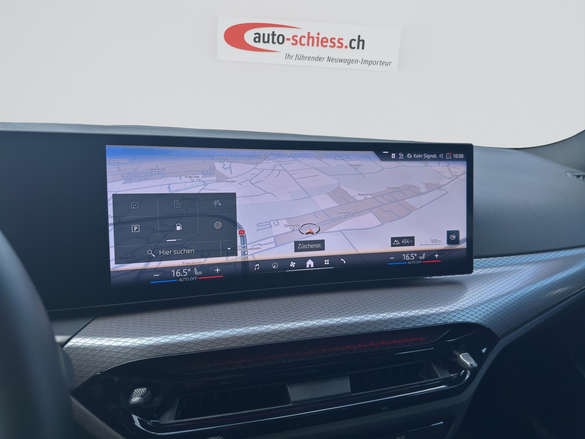 BMW 320i M Sport Pro Steptronic-image-13