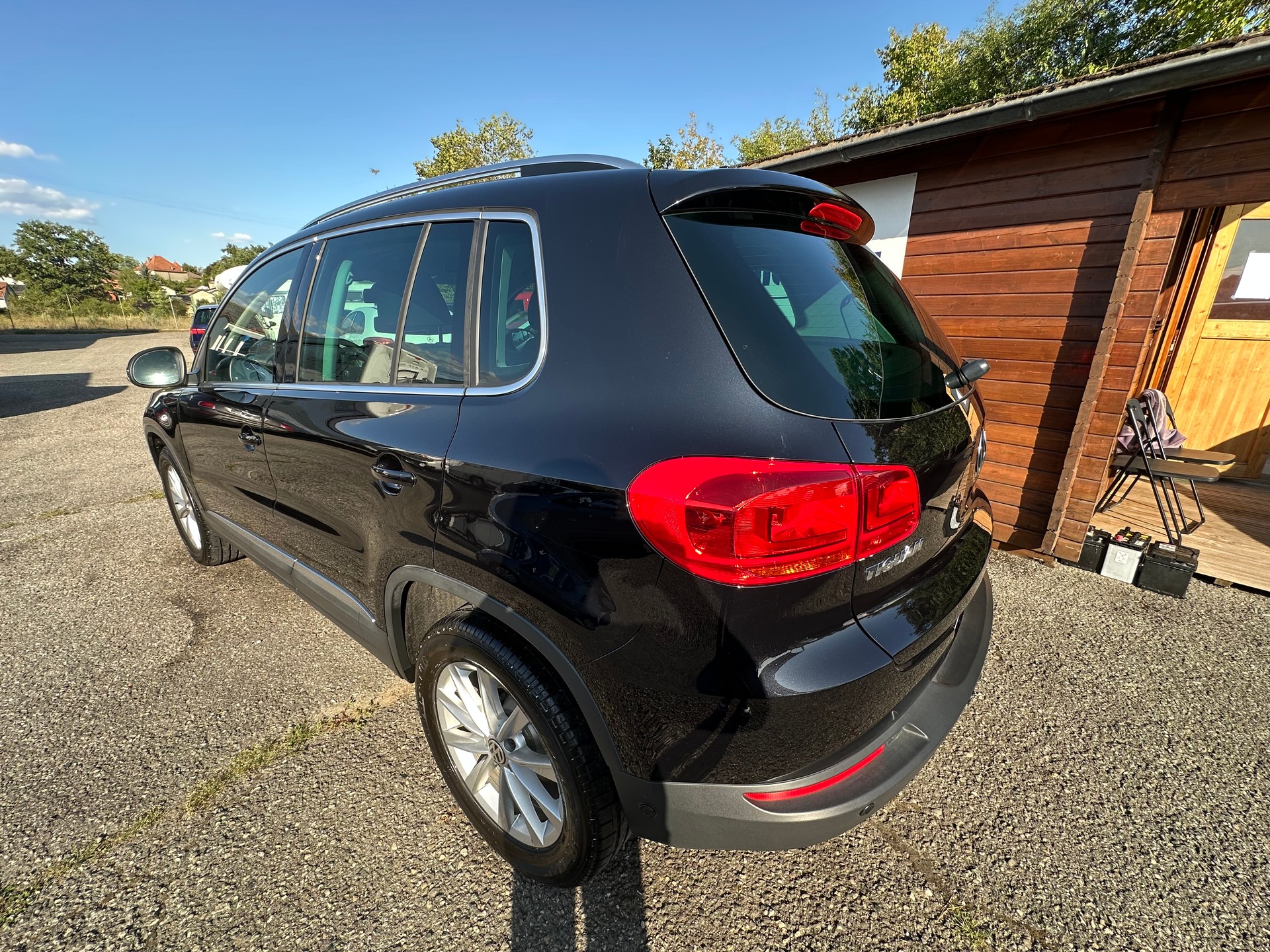 VW Tiguan 2.0 TSI Design 4Motion DSG-image-6