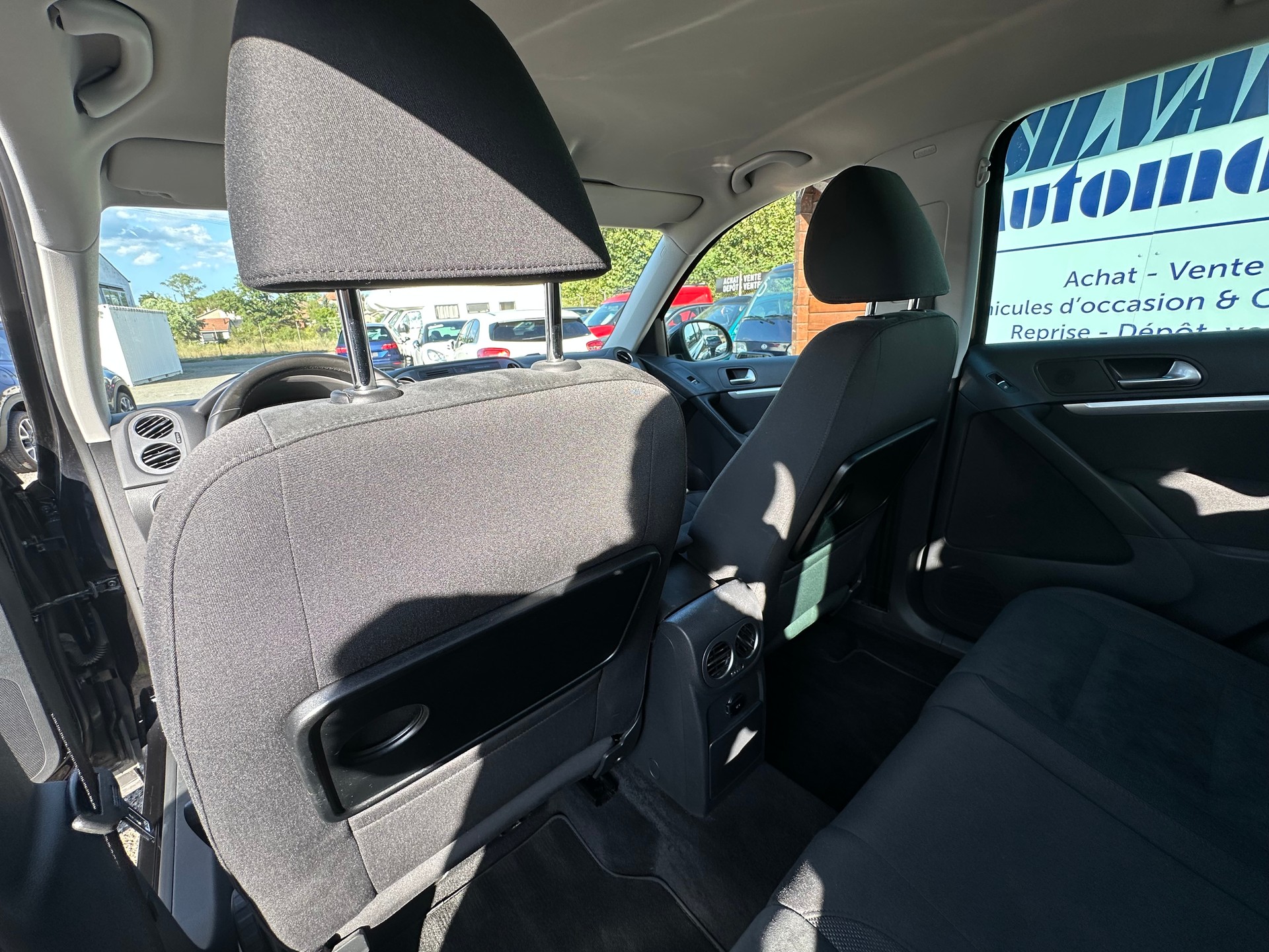 VW Tiguan 2.0 TSI Design 4Motion DSG-image-12