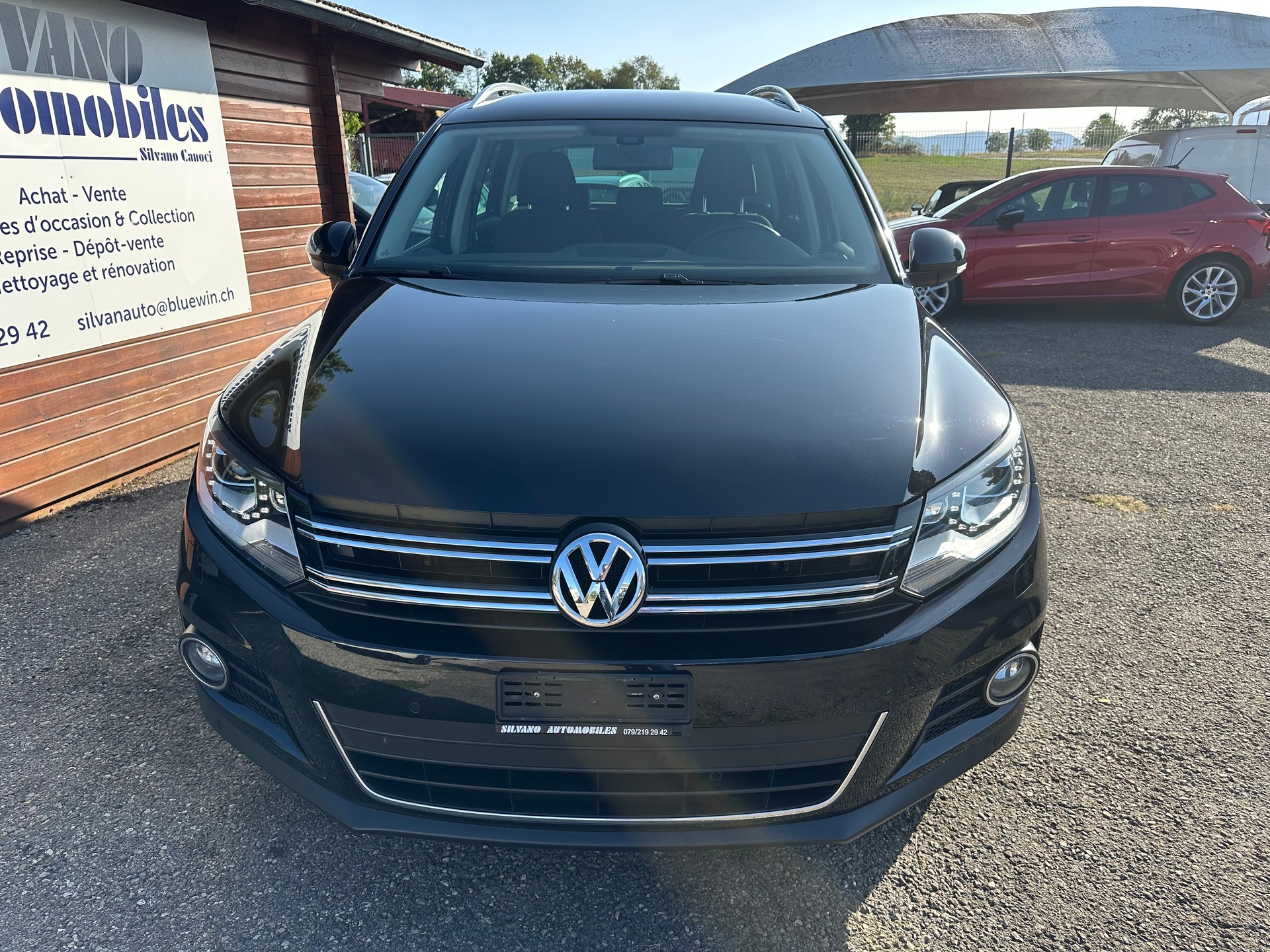 VW Tiguan 2.0 TSI Design 4Motion DSG-showroom-element-1