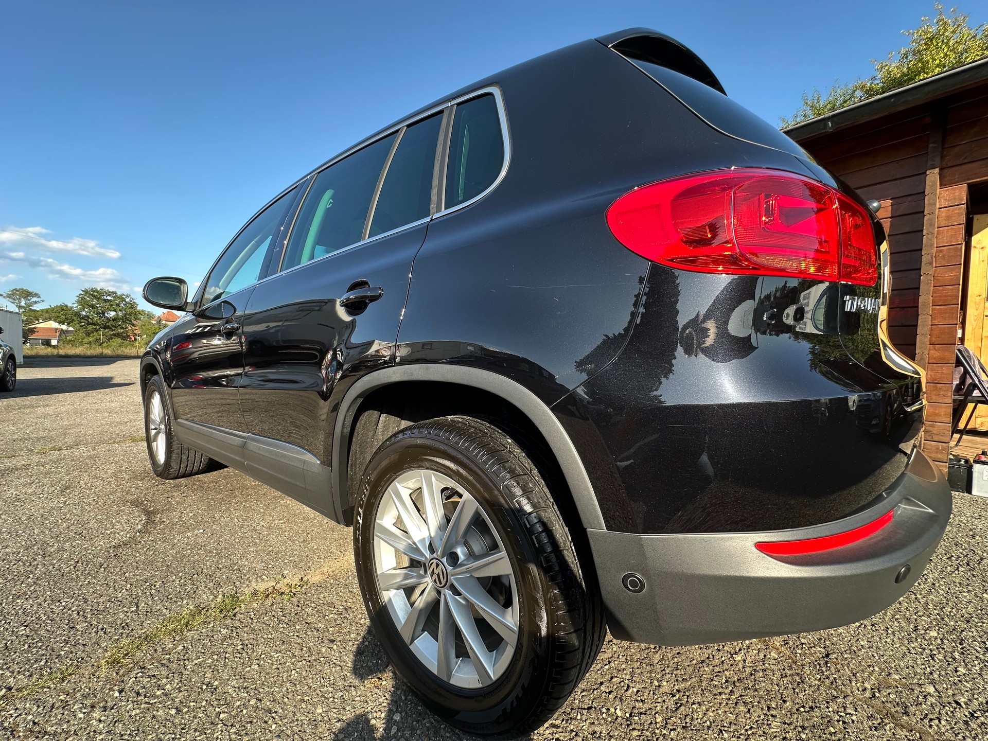 VW Tiguan 2.0 TSI Design 4Motion DSG-image-30