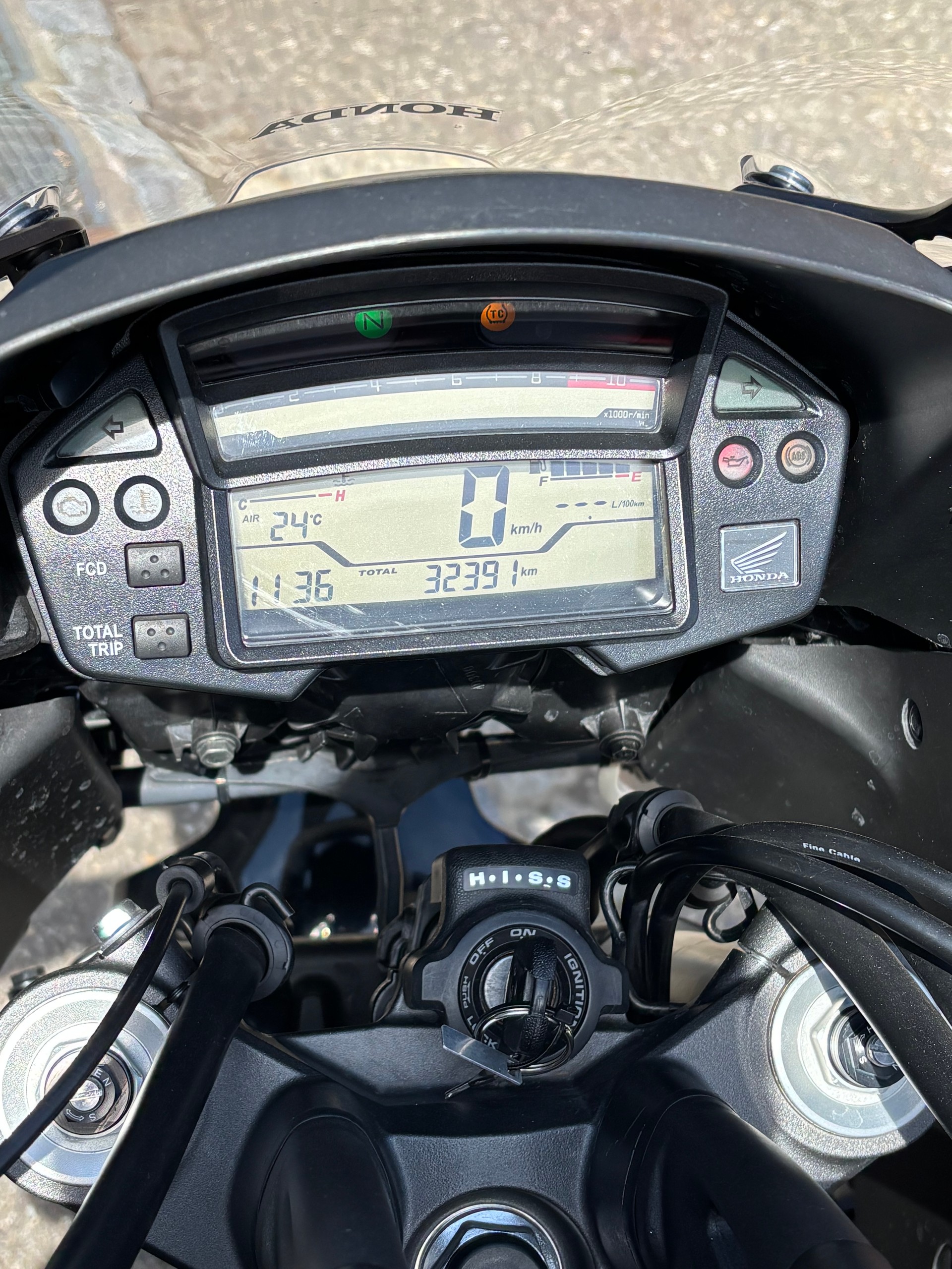 HONDA VFR 1200 X DTC-image-6