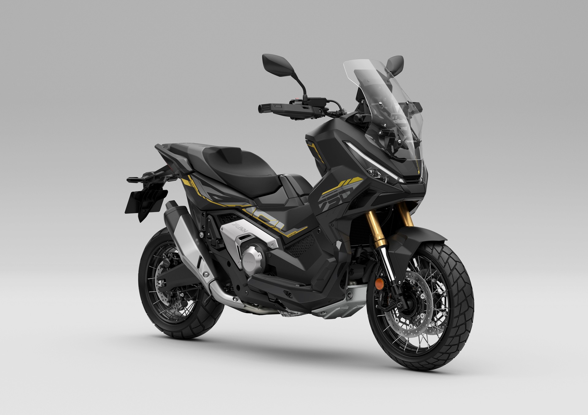 HONDA X-ADV 750-image-0