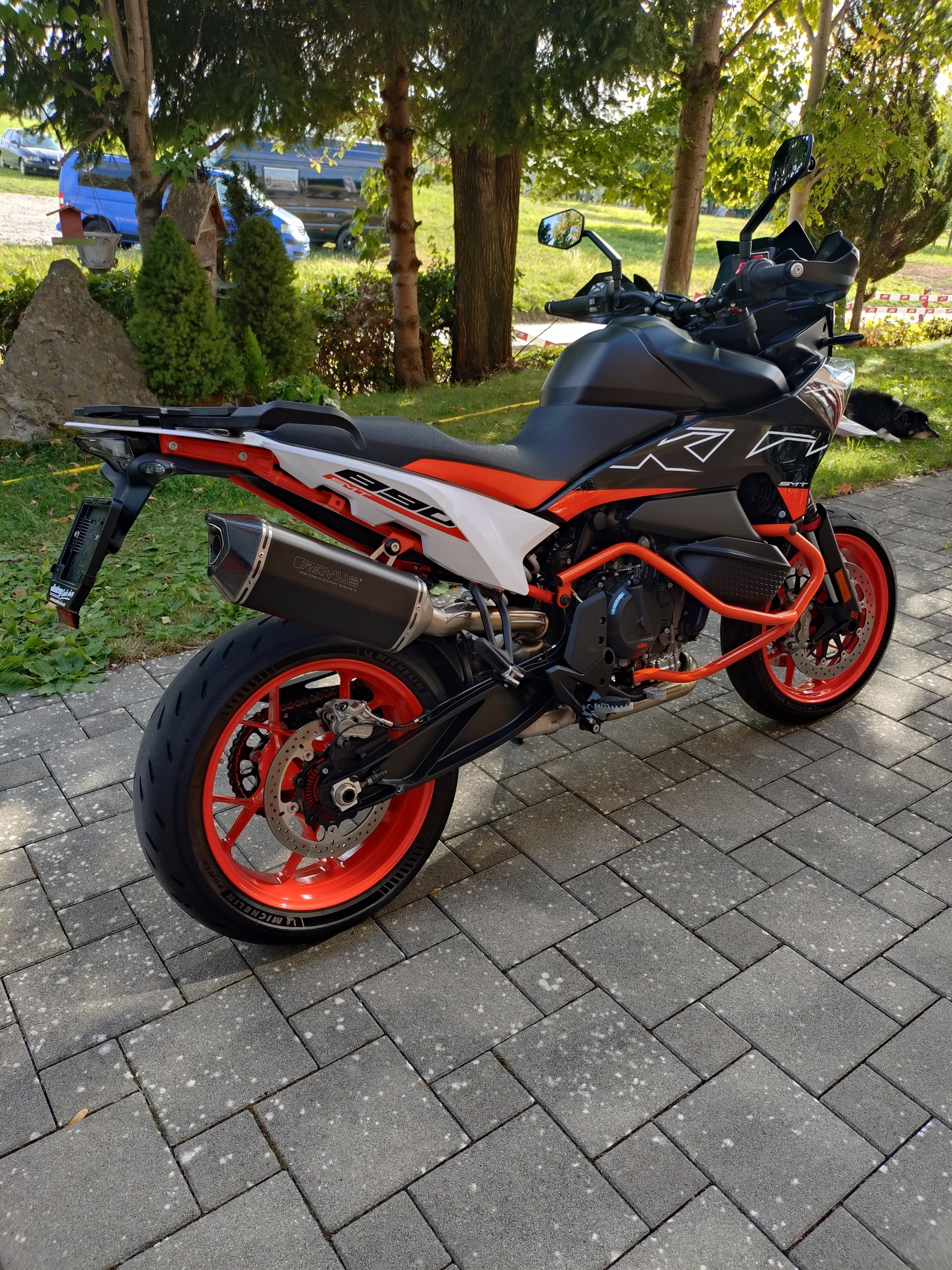 KTM 890 SMT-image-3