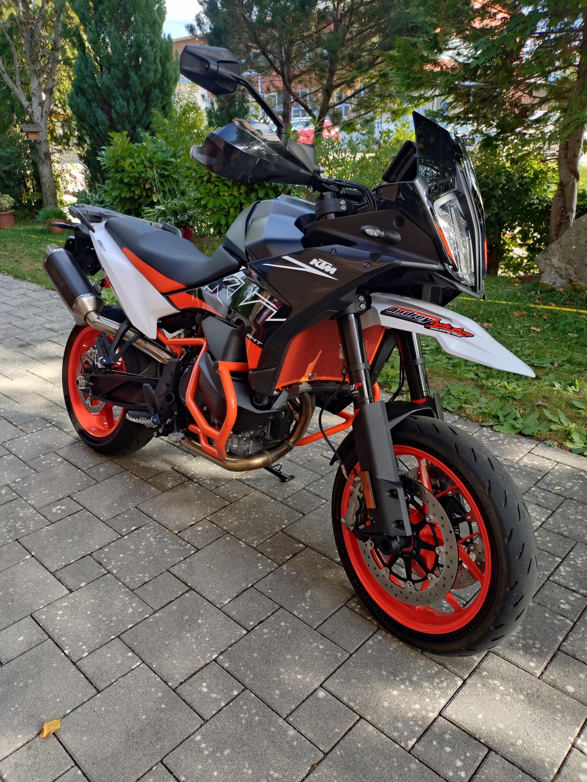 KTM 890 SMT-image-0