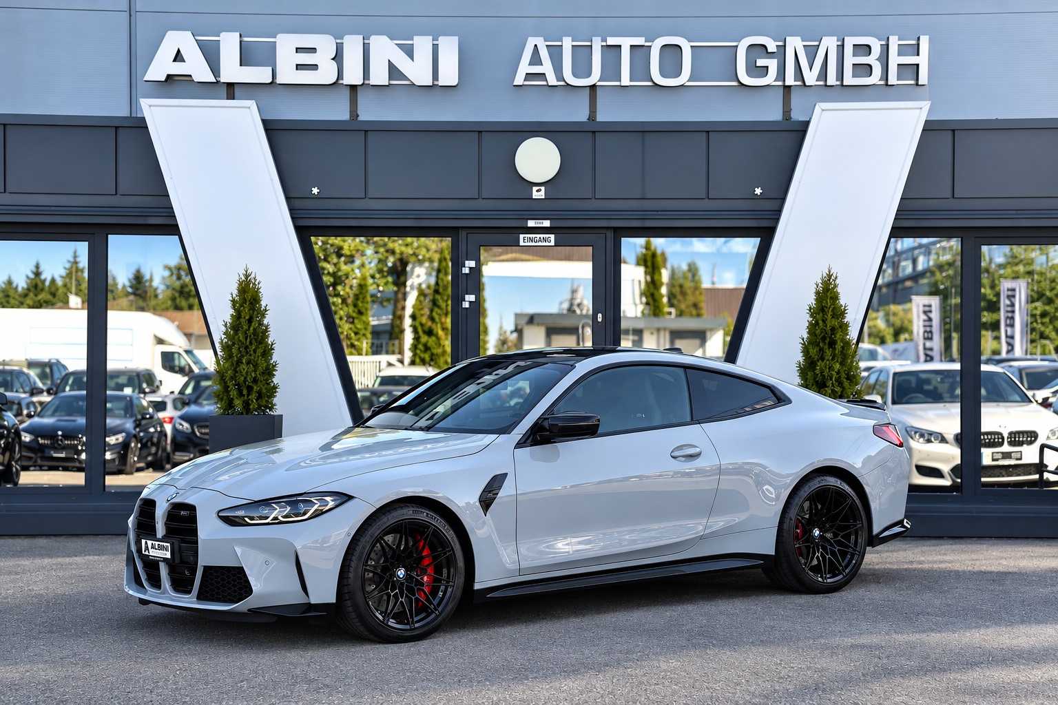 BMW M4 Competition Coupé *CH-Fahrzeug* *Voll-Carbon* *Schalensitze*