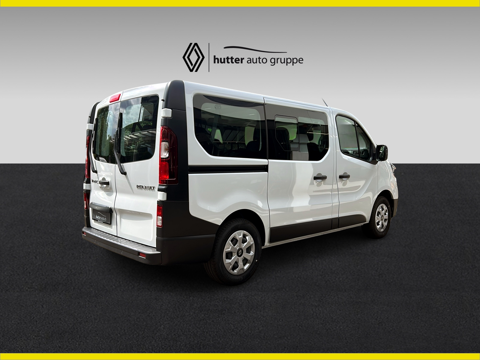 RENAULT Trafic Passenger-image-5