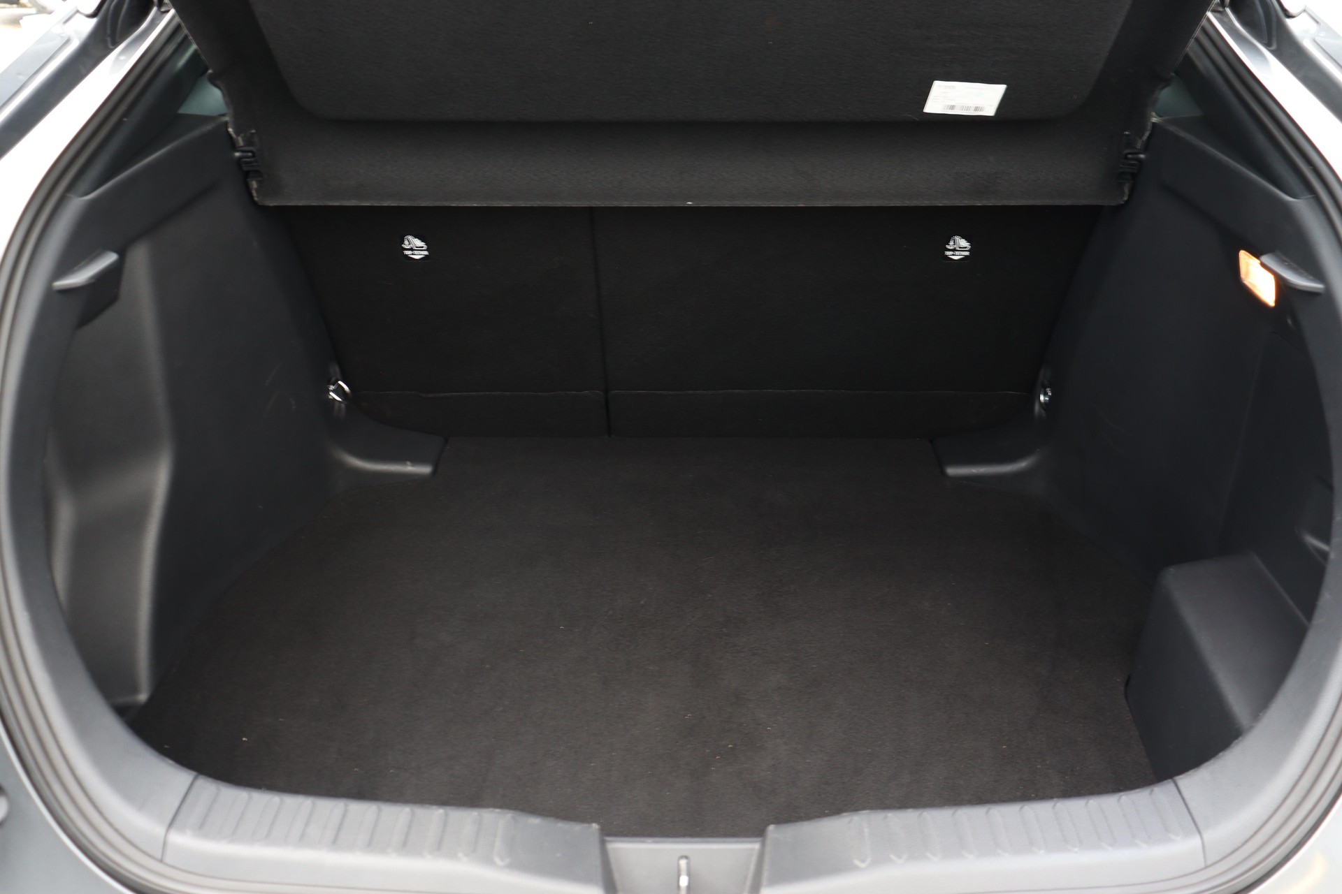 TOYOTA C-HR 2.0 HEV Trend 4x4-image-6