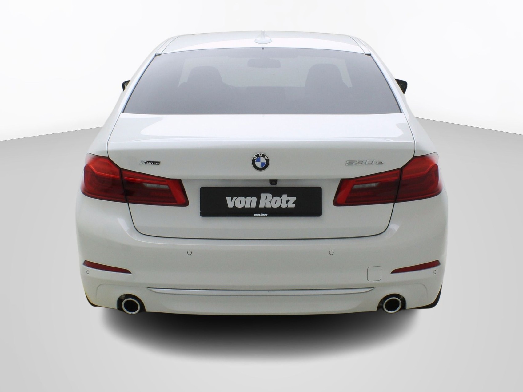 BMW 5er 530e xDrive Luxury Line-showroom-element-3