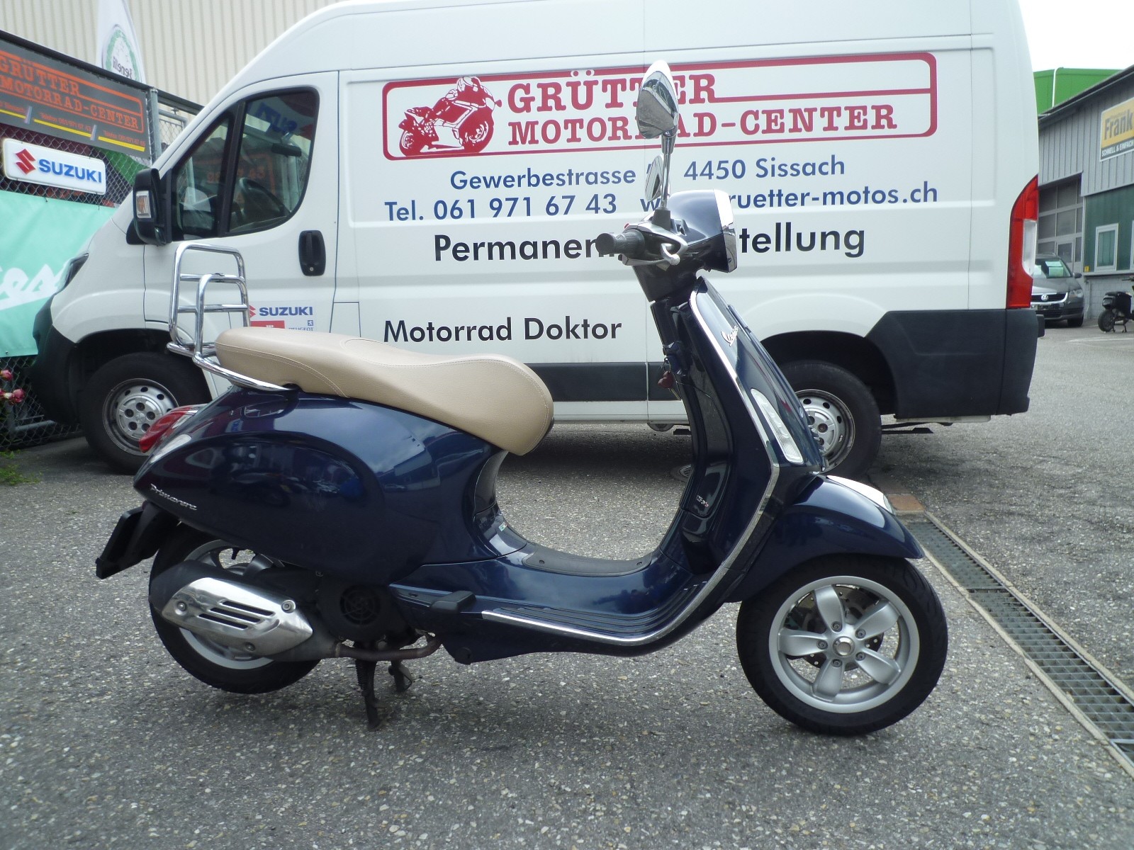 PIAGGIO Vespa 125 Primavera i.e. 3V-image-0