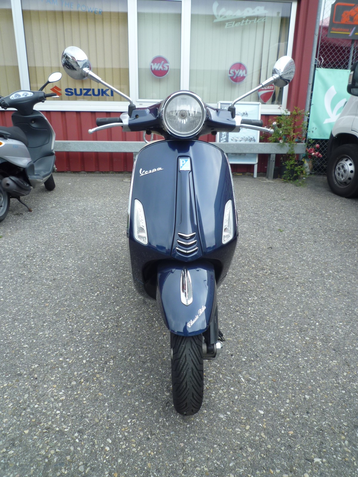 PIAGGIO Vespa 125 Primavera i.e. 3V-image-2