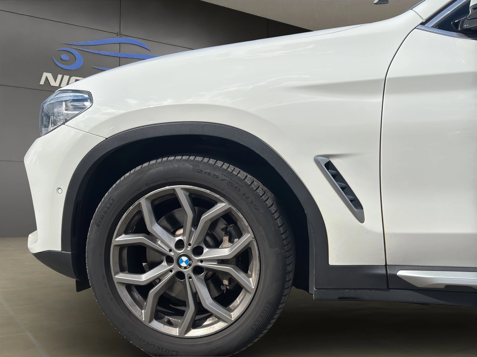 BMW X4 xDrive 30i xLine Steptronic-image-9