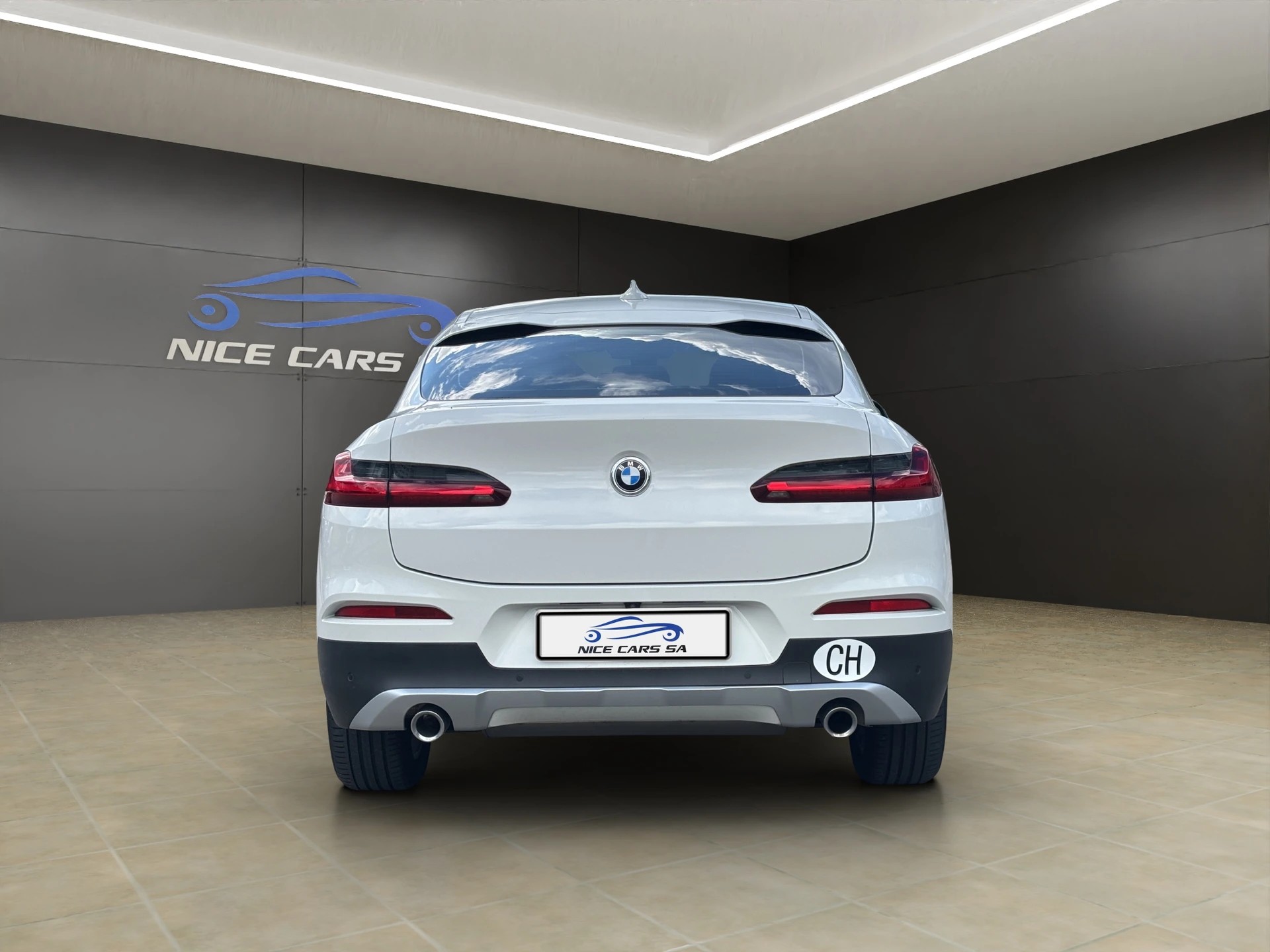 BMW X4 xDrive 30i xLine Steptronic-image-5