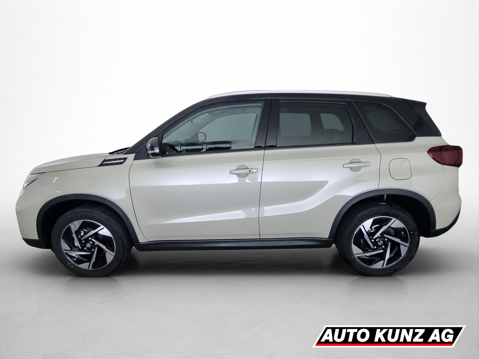 SUZUKI Vitara 1.4 Compact Top Hyb. 4x4 AT Panoramadach-showroom-element-2
