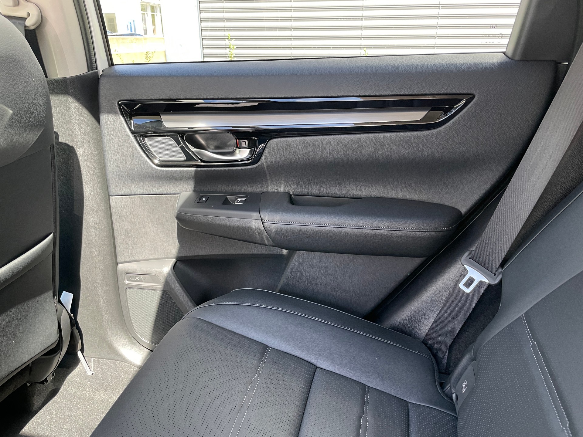 HONDA CR-V 2.0i MMD Hybrid Advance 4WD Automatic-image-15