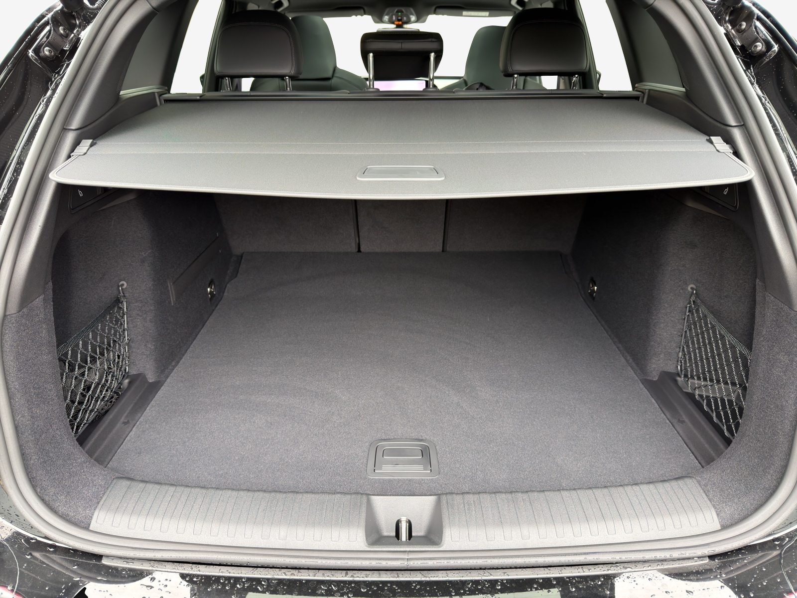 AUDI Q6 e-tron quattro-image-12