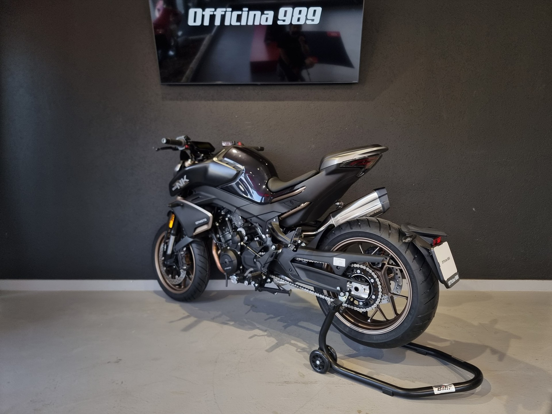 CF MOTO 800NK-image-2