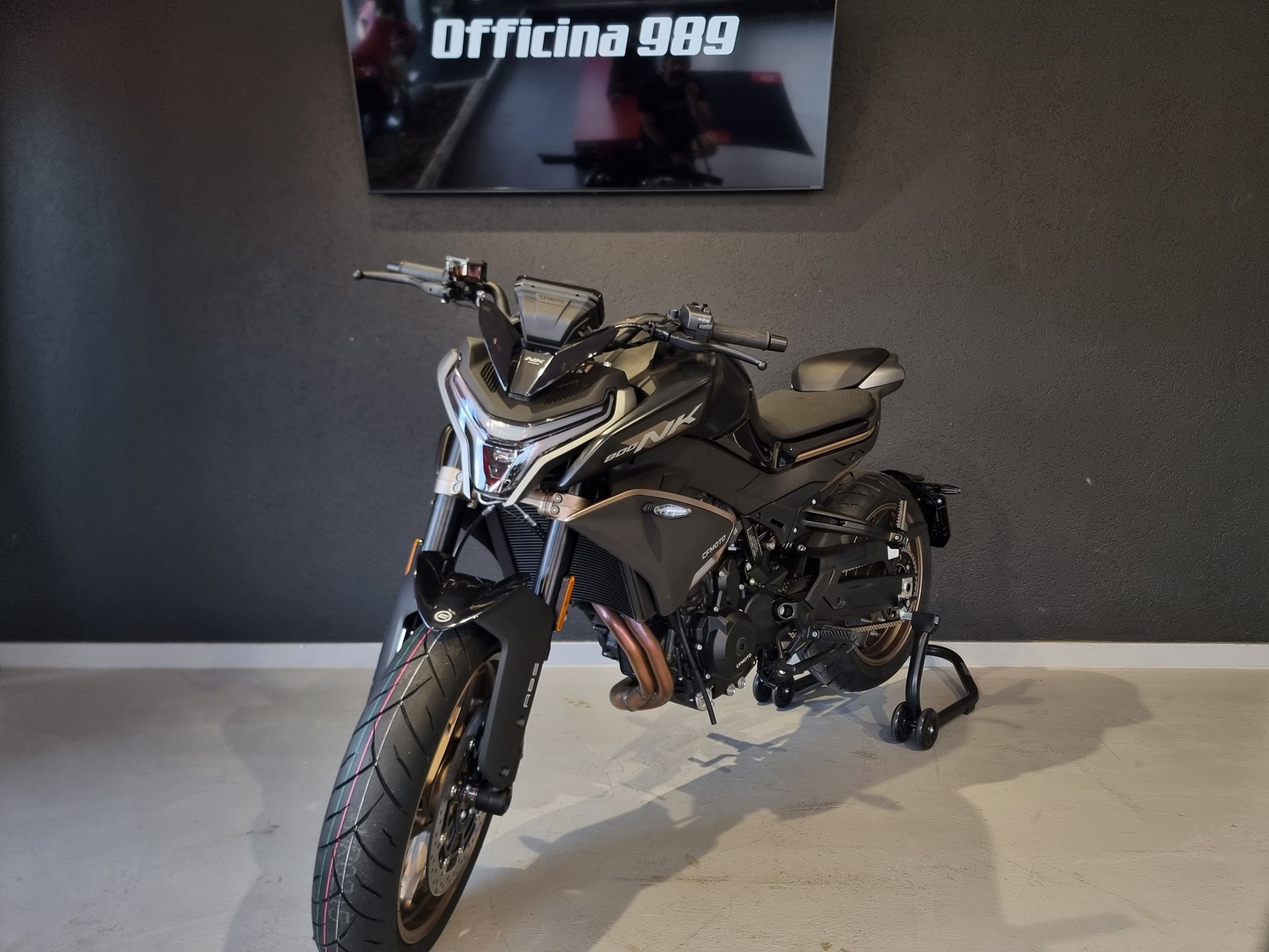 CF MOTO 800NK