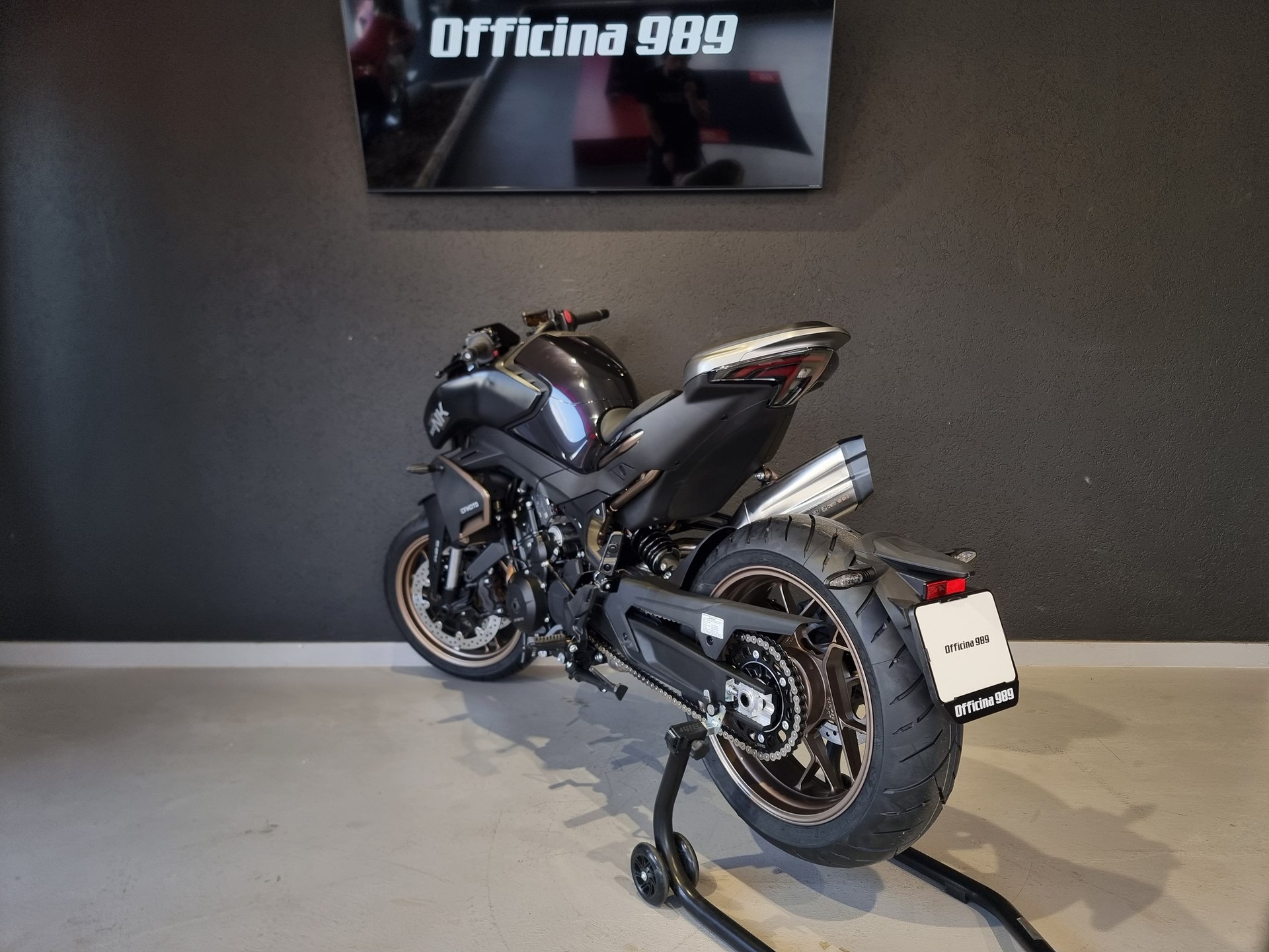 CF MOTO 800NK-image-3
