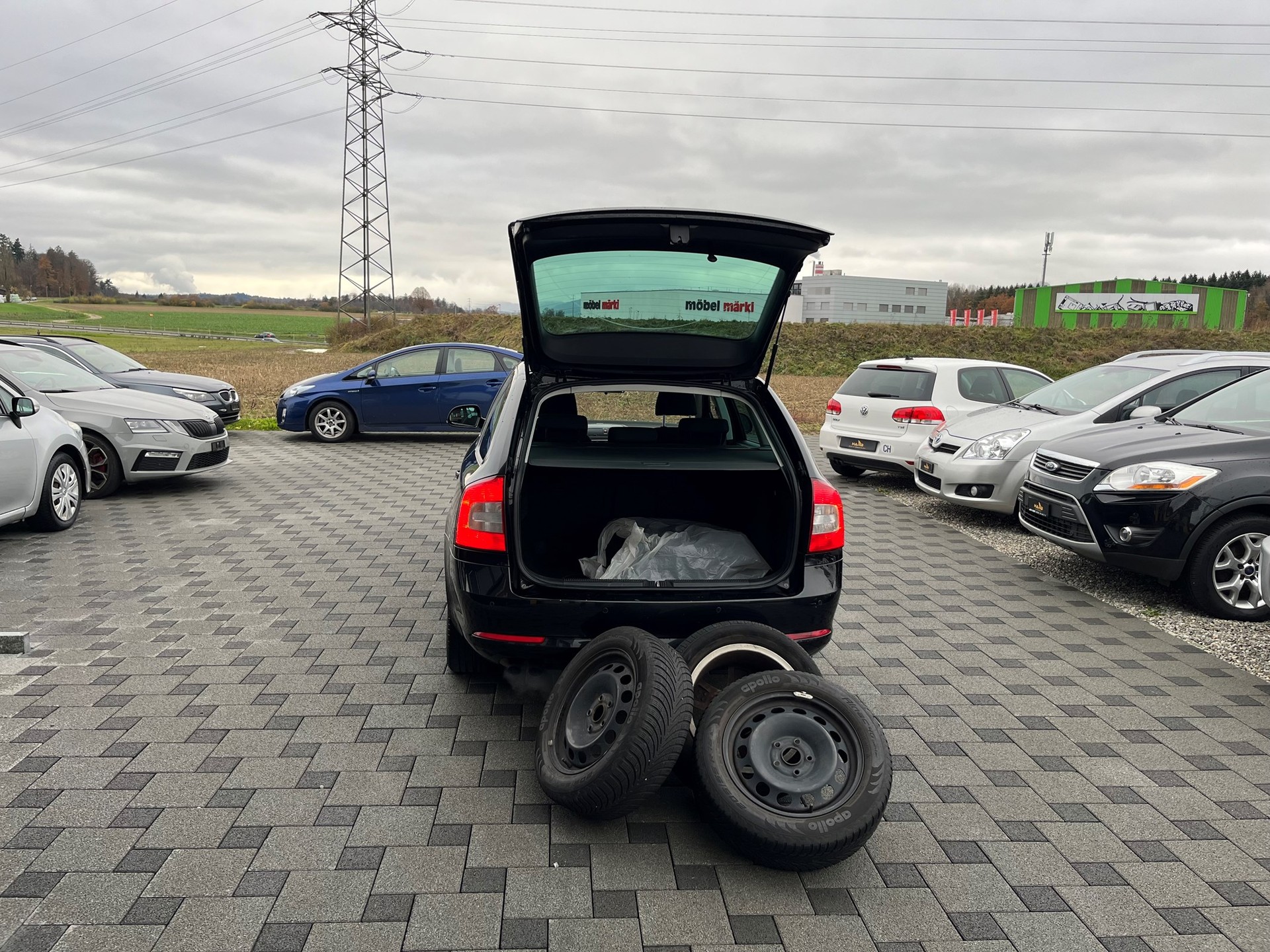 SKODA Octavia Combi 1.8 TSI Ambition 4x4-image-8