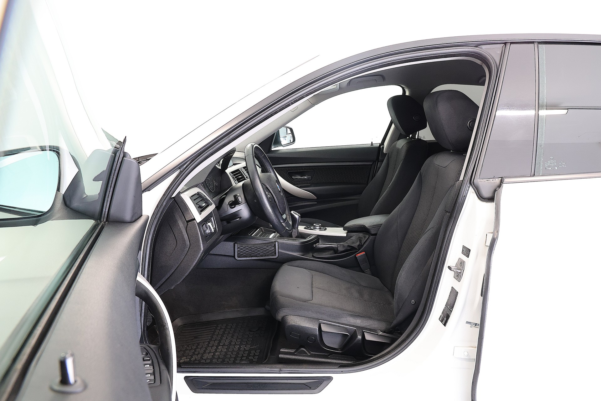 BMW 320d GT-image-5