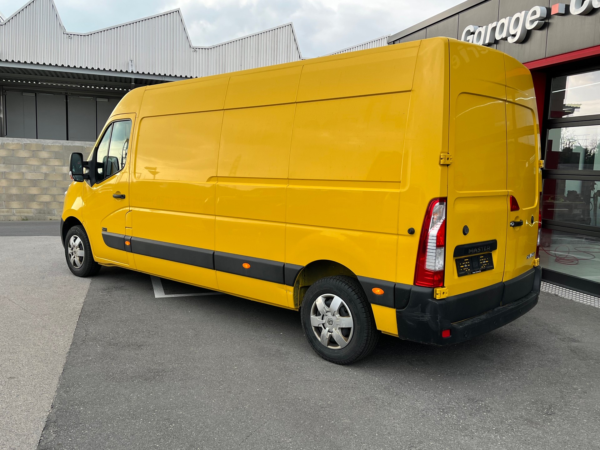 RENAULT Master T35 2.3dCi 130 L3H2-image-7