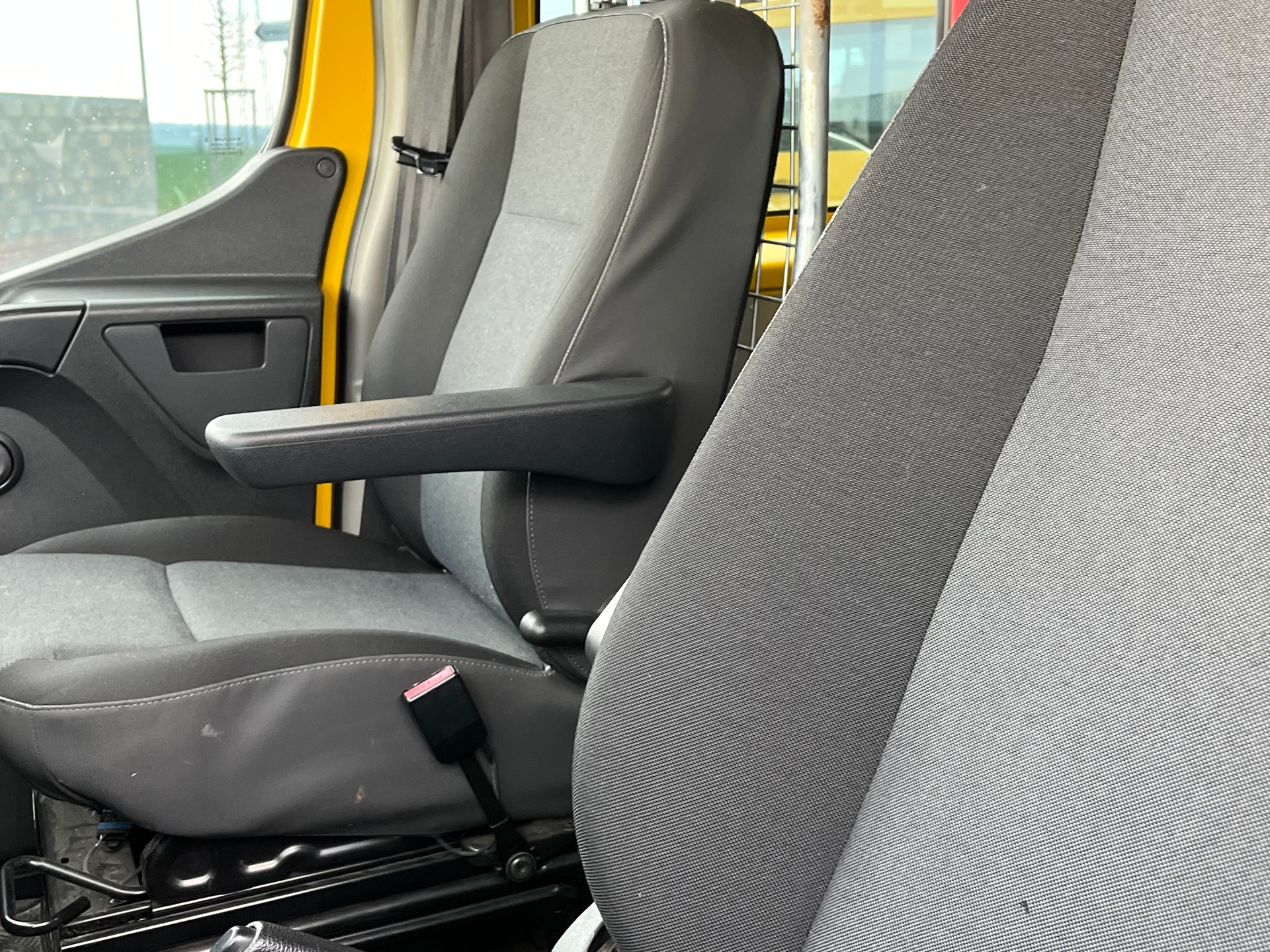 RENAULT Master T35 2.3dCi 130 L3H2-image-11