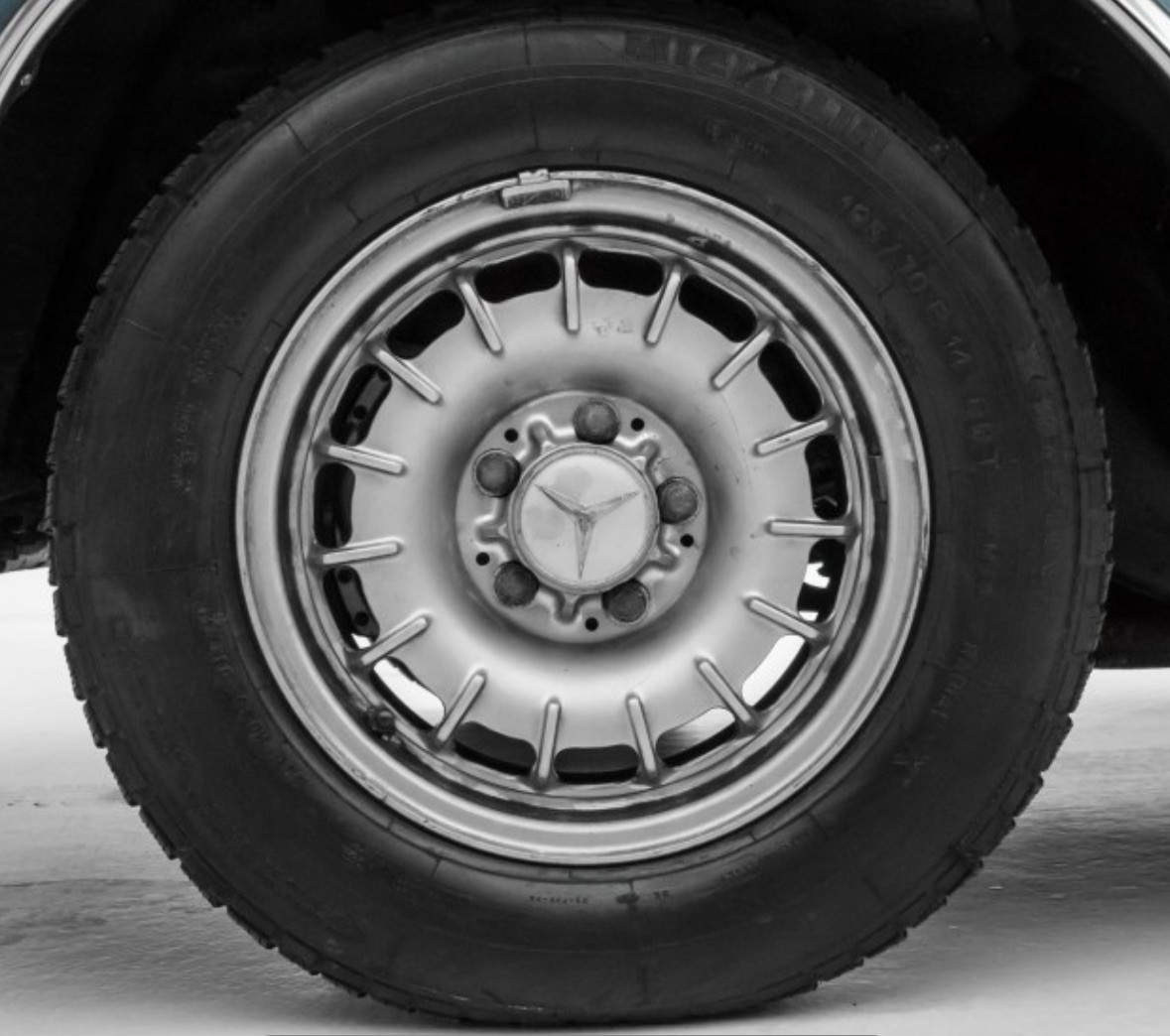 MERCEDES-BENZ SE 3.5 V8 Coupe Flachkühler W 111-image-17