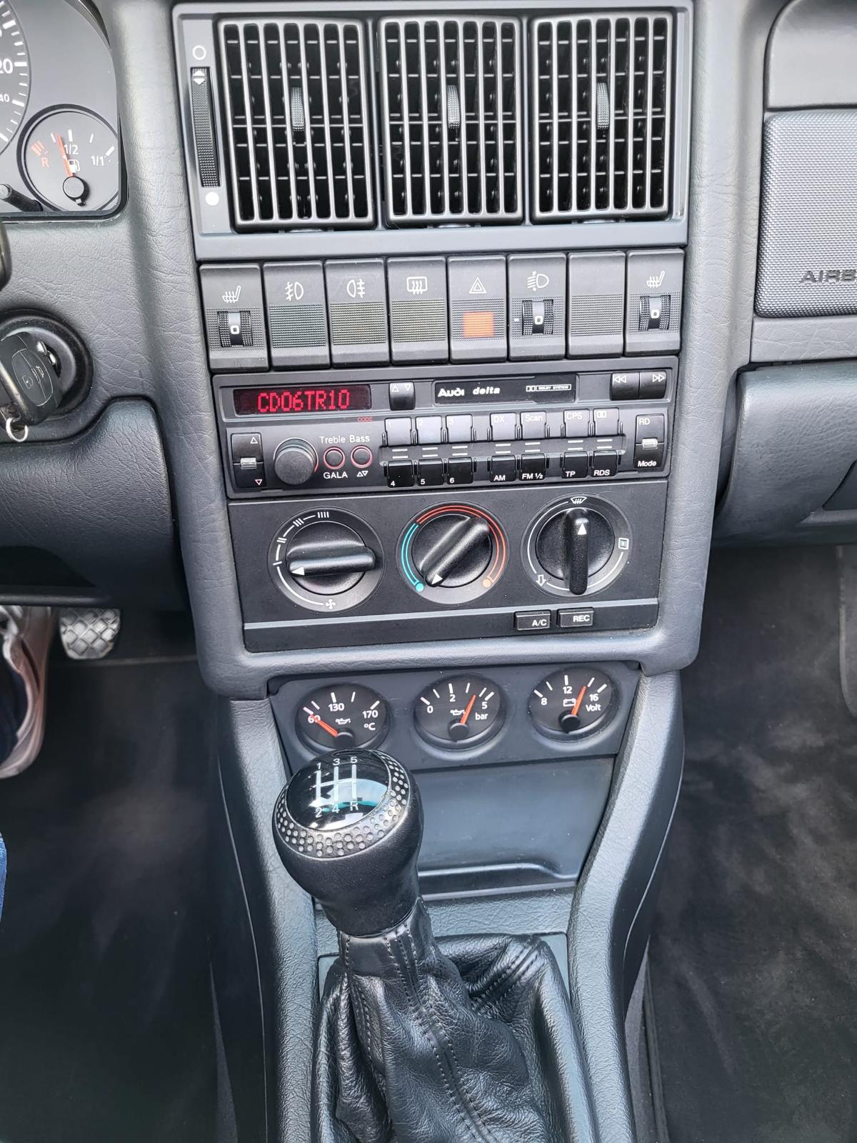 AUDI Cabriolet 2.6 E-image-6