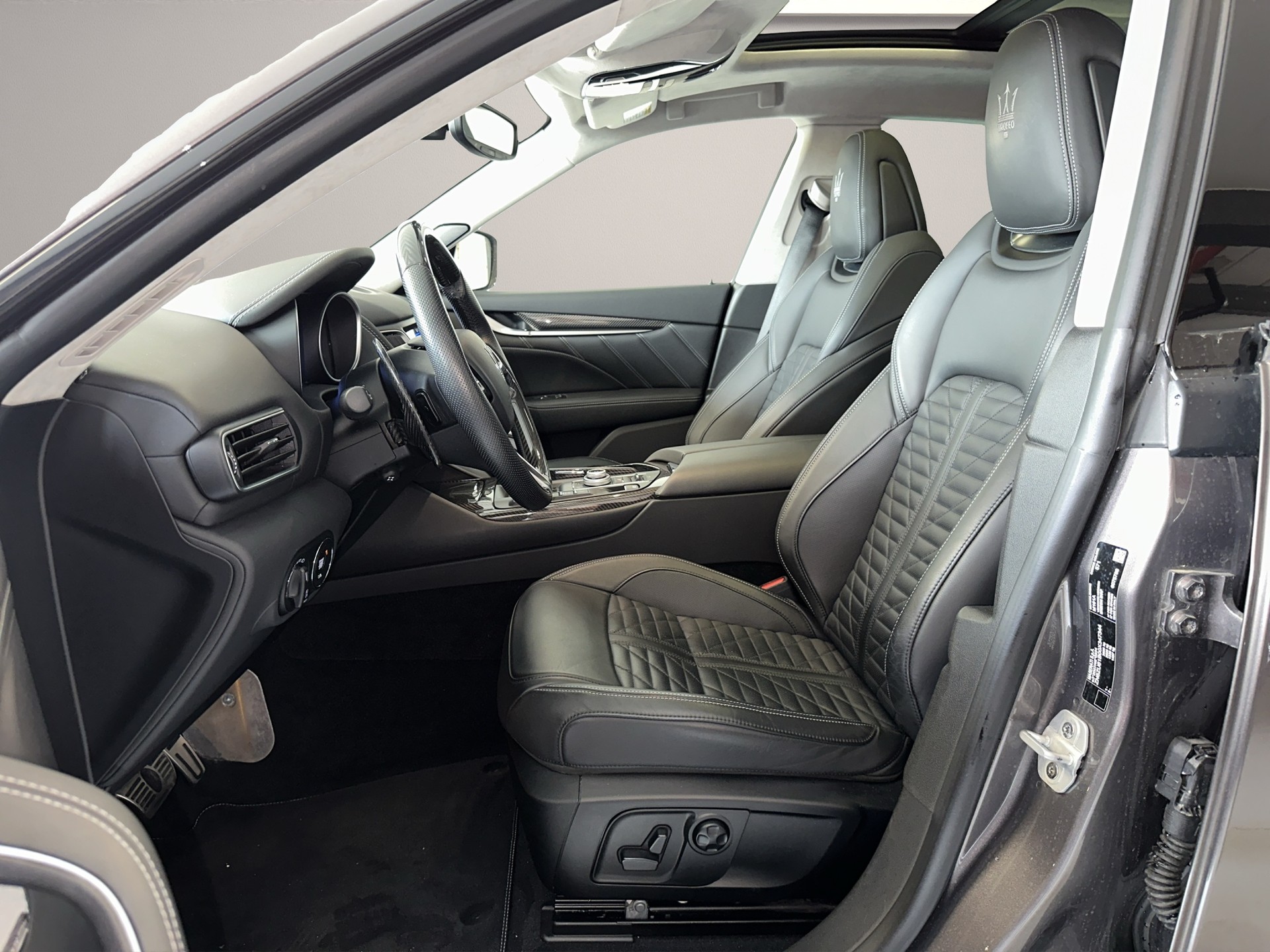 MASERATI Levante 3.8 V8 Trofeo Q4 Automatica-image-9