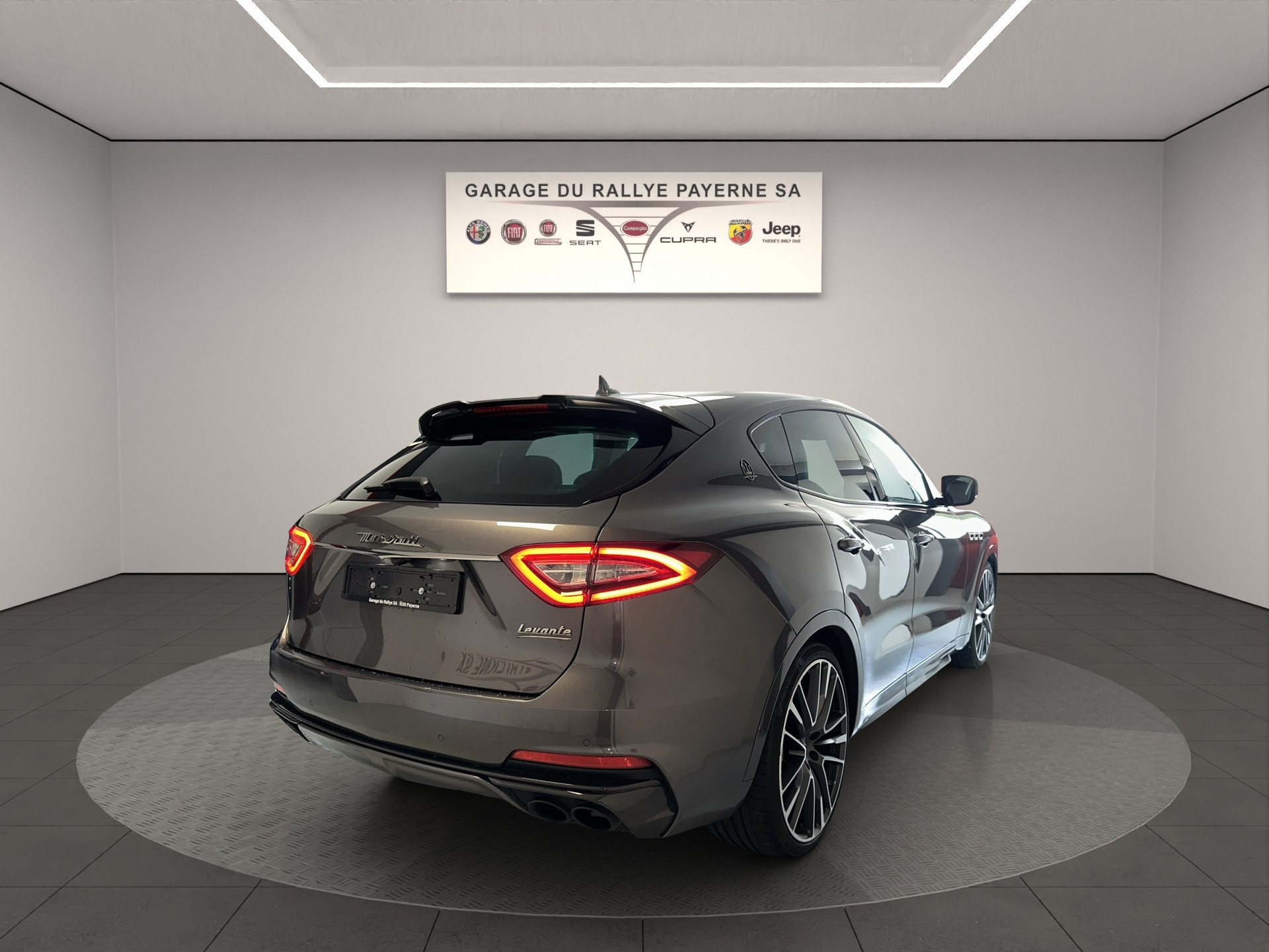 MASERATI Levante 3.8 V8 Trofeo Q4 Automatica-image-4