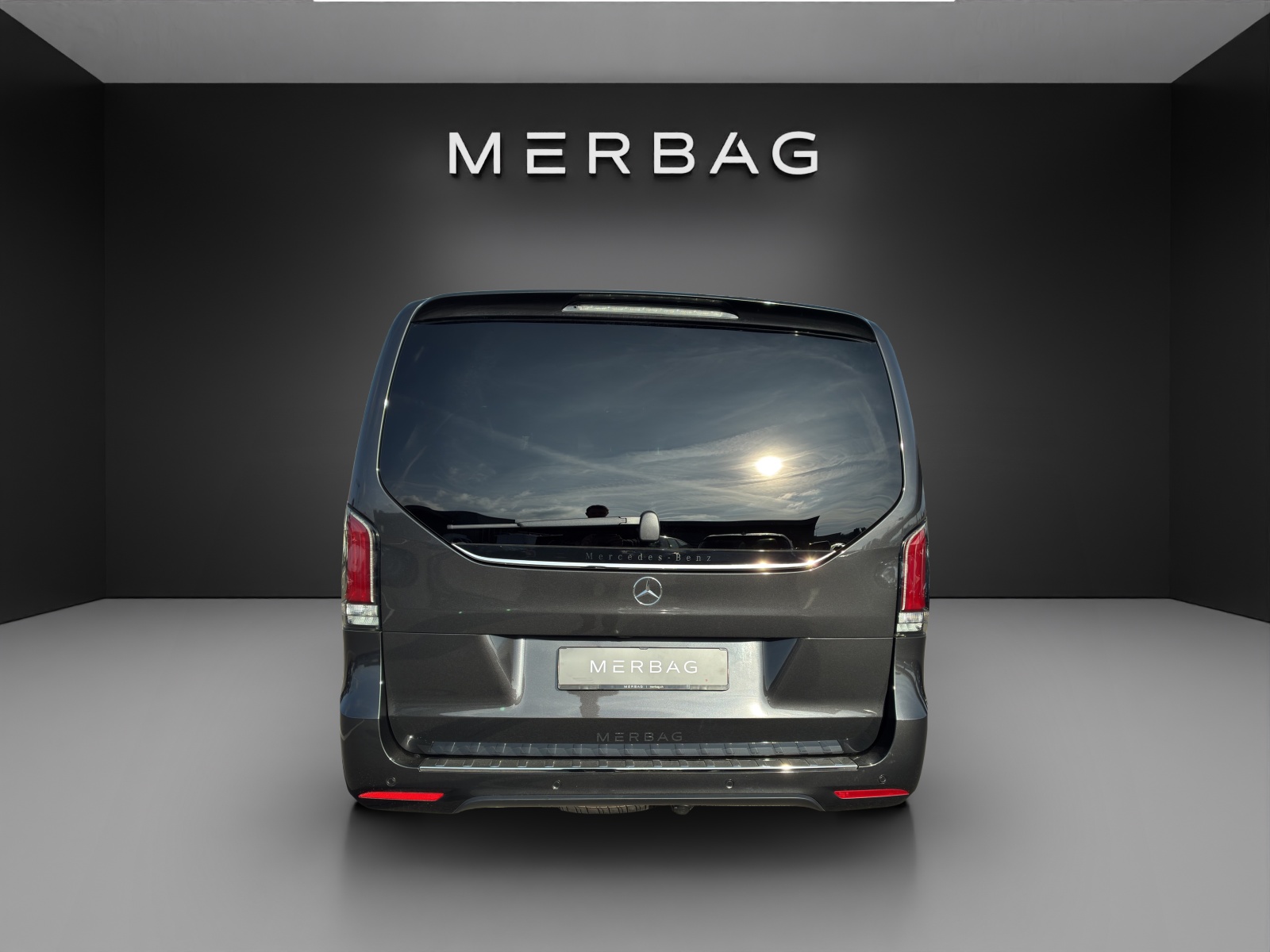 MERCEDES-BENZ V 300 d lang Exclusive 4Matic 9G-Tronic-image-4