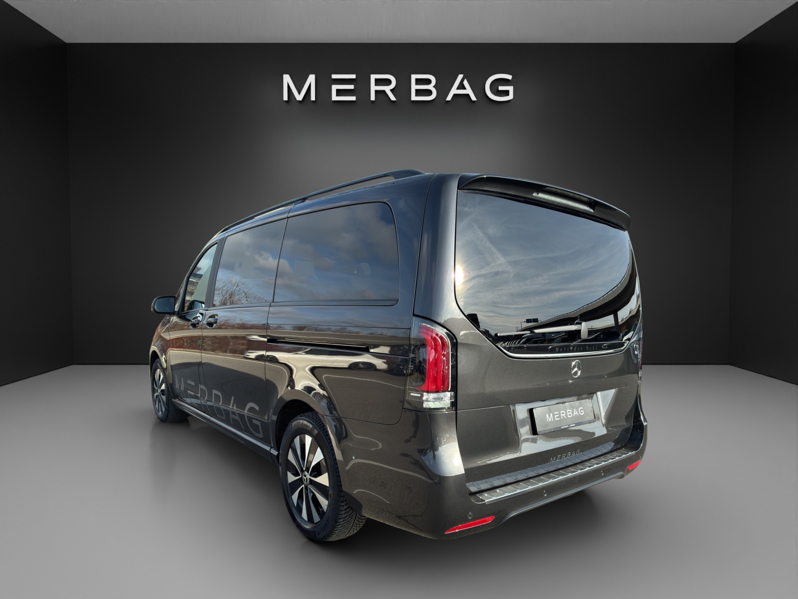 MERCEDES-BENZ V 300 d lang Exclusive 4Matic 9G-Tronic-image-3