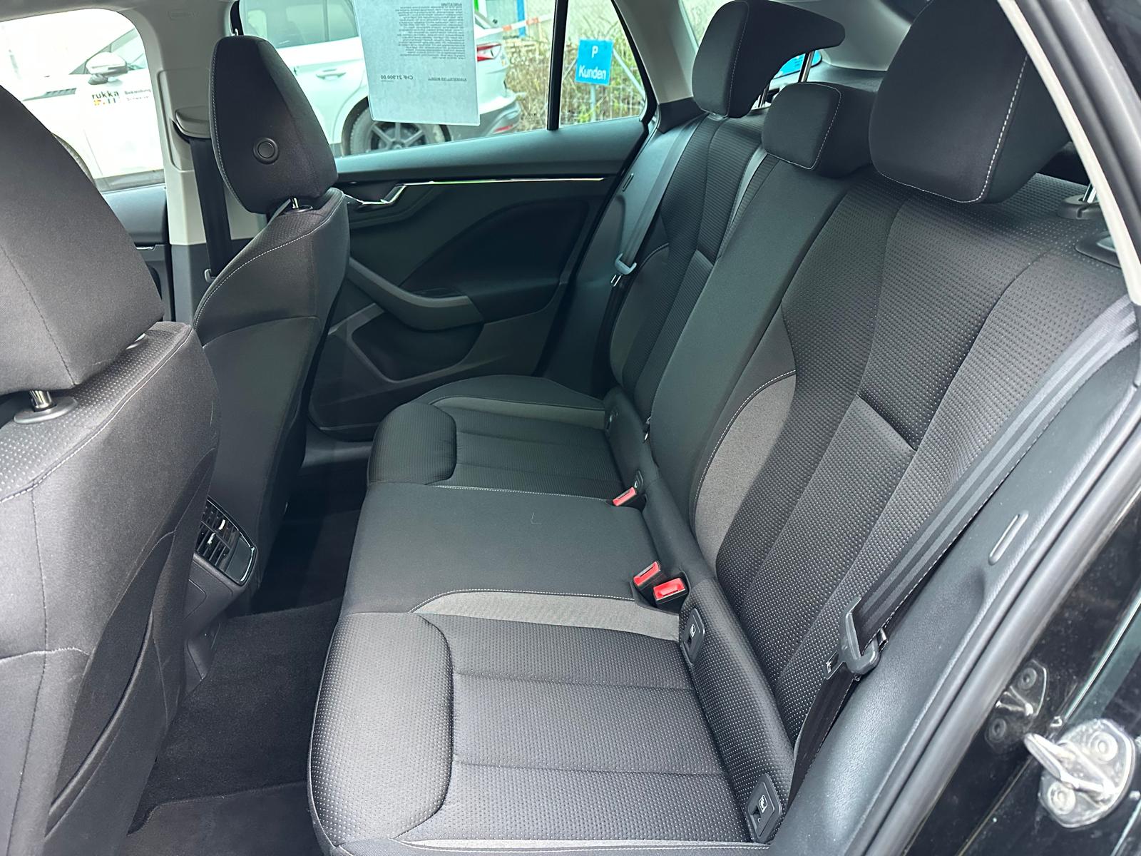 SKODA Scala 1.0 TSI Tour DSG-image-16