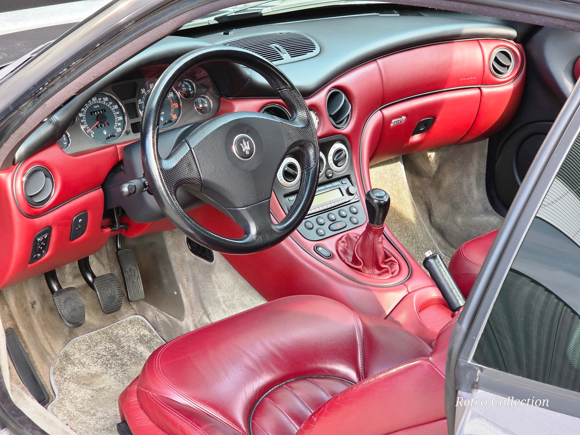 MASERATI 3200 GT - voiture CH - rare boîte mécanique - excellent état - embrayage et distribution récents - vendue expertisée du jour-image-8