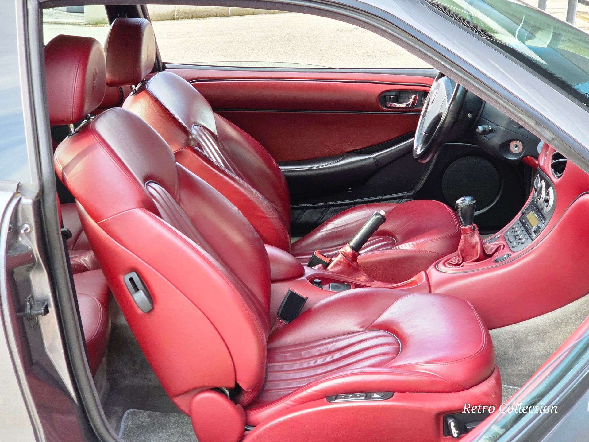 MASERATI 3200 GT - voiture CH - rare boîte mécanique - excellent état - embrayage et distribution récents - vendue expertisée du jour-image-9