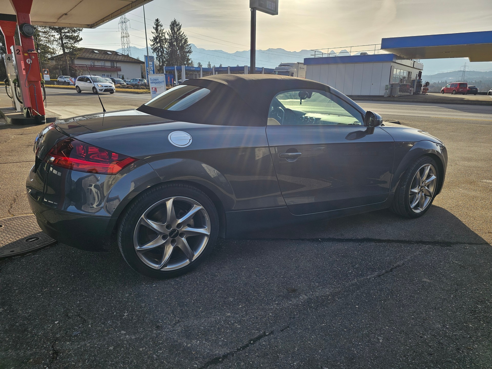 AUDI TT Roadster 2.0 TFSI-image-4
