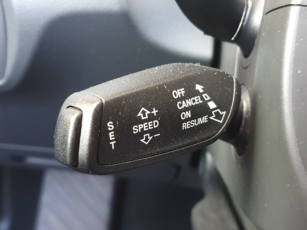 AUDI Q3 2.0 TDI Quattro S-Tronic-image-14