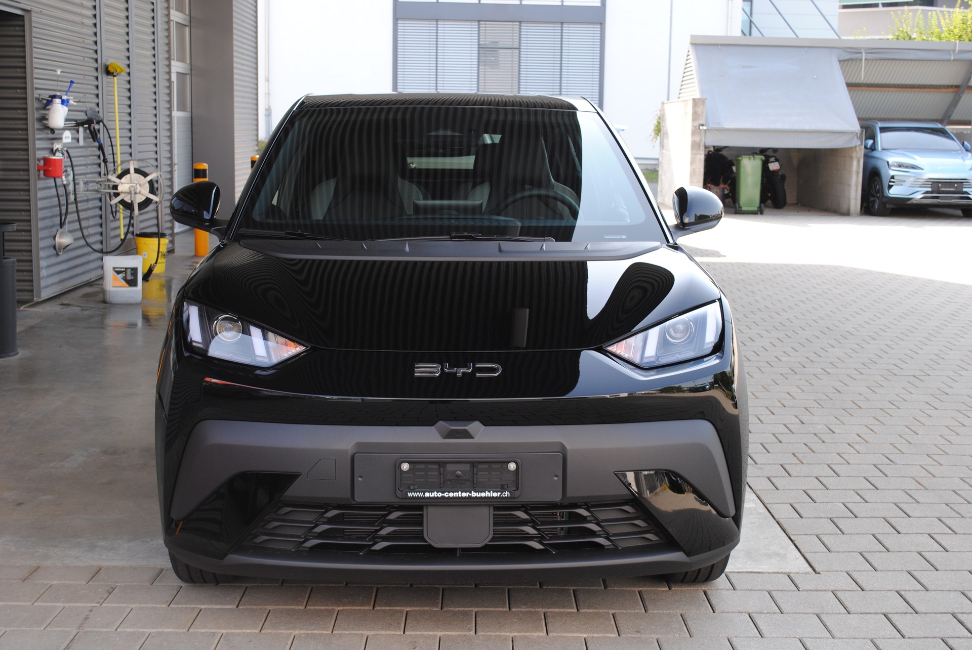 BYD Dolphin Surf 43 kWh Comfort-showroom-element-1
