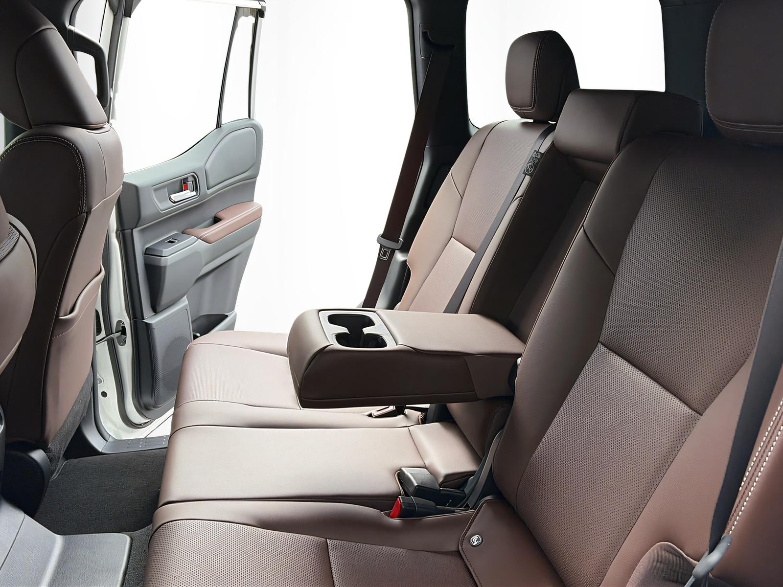 TOYOTA Land Cruiser 2.8 D 48V Style-image-8
