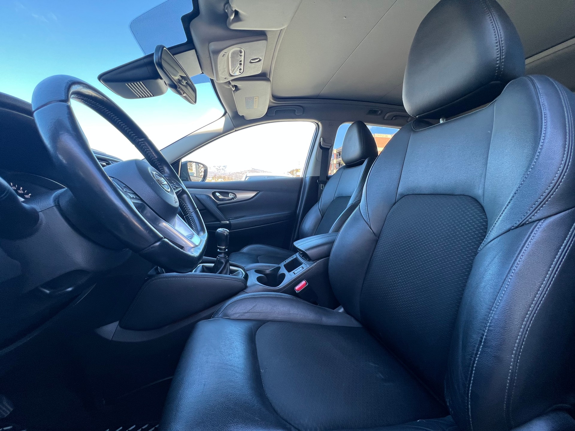 NISSAN Qashqai 1.6 dCi tekna ALL-MODE 4x4-image-9