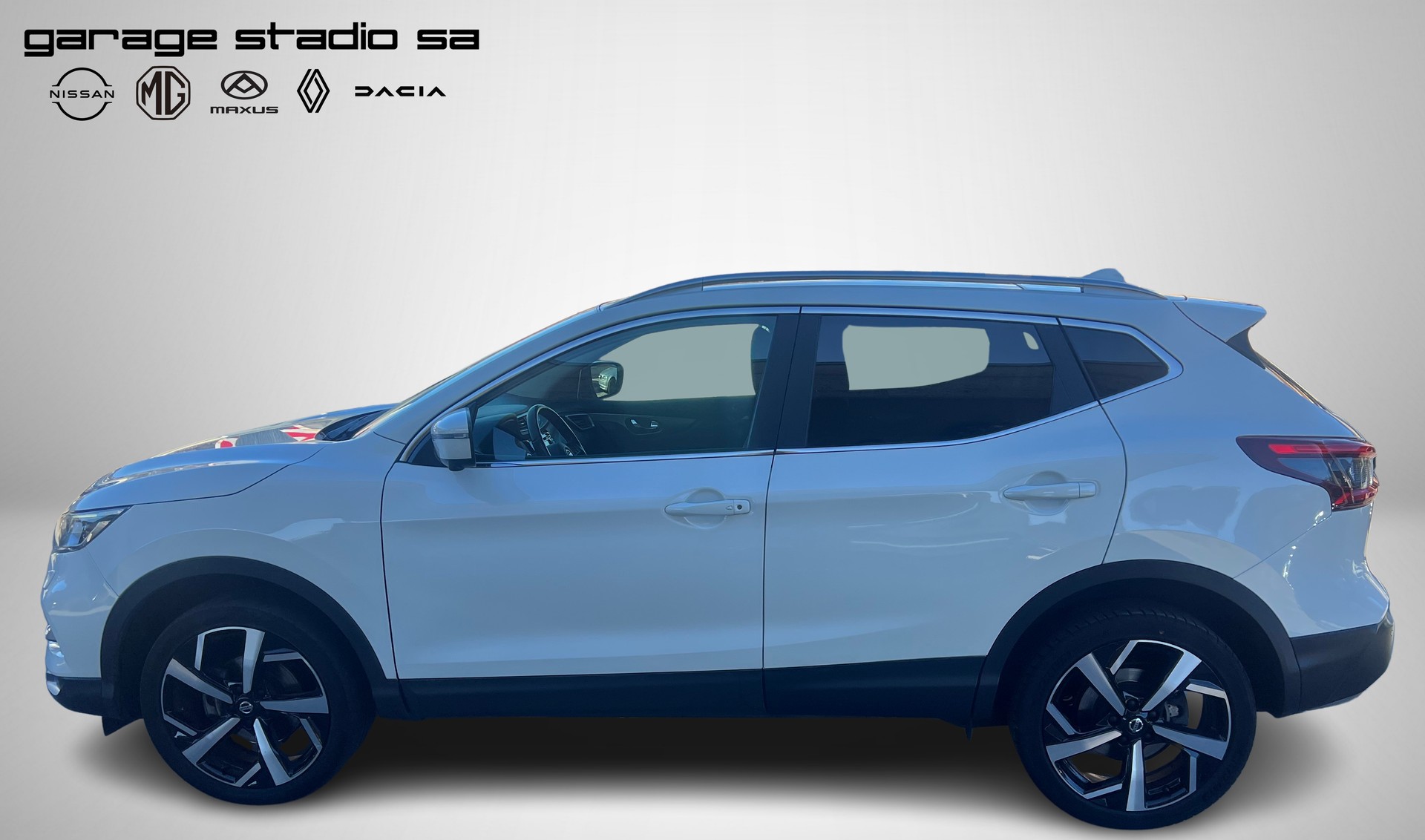 NISSAN Qashqai 1.6 dCi tekna ALL-MODE 4x4-image-3