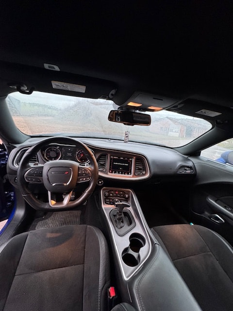 DODGE 6.4 Liter V8 392 ScatPack-image-12