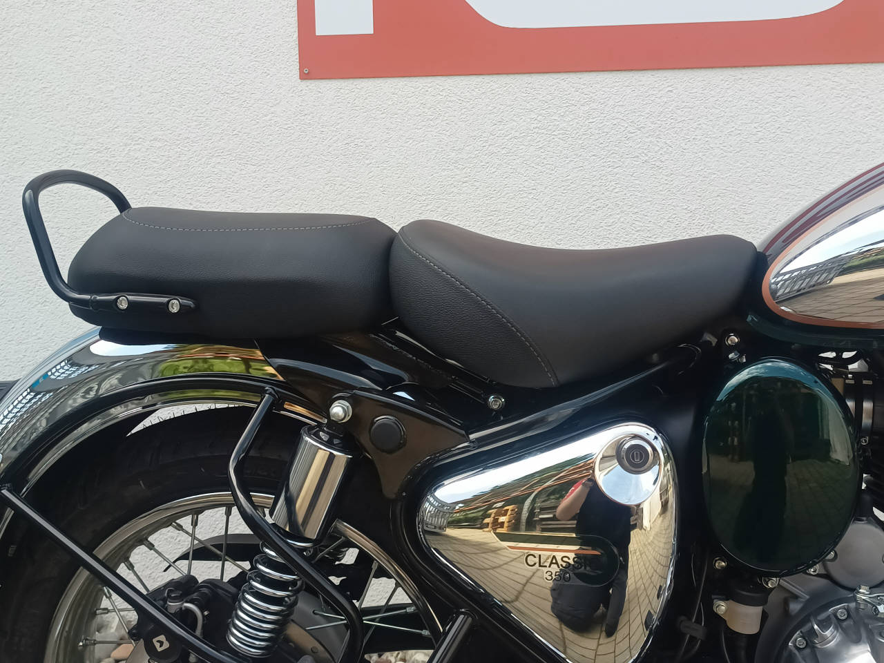 ROYAL ENFIELD Classic 350 Dark-image-7