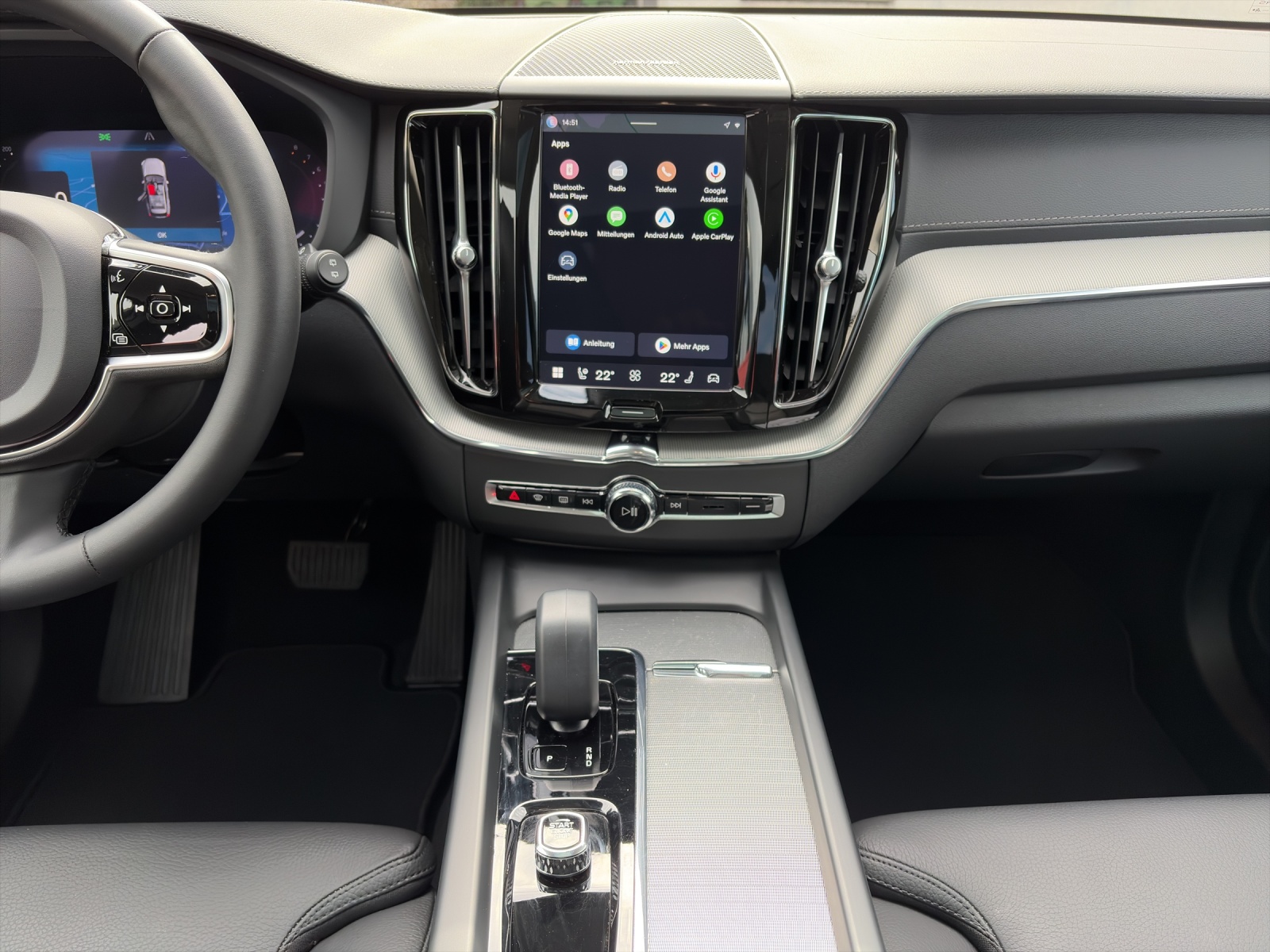 VOLVO XC60 2.0 T8 TE Ultimate Dark eAWD-image-12