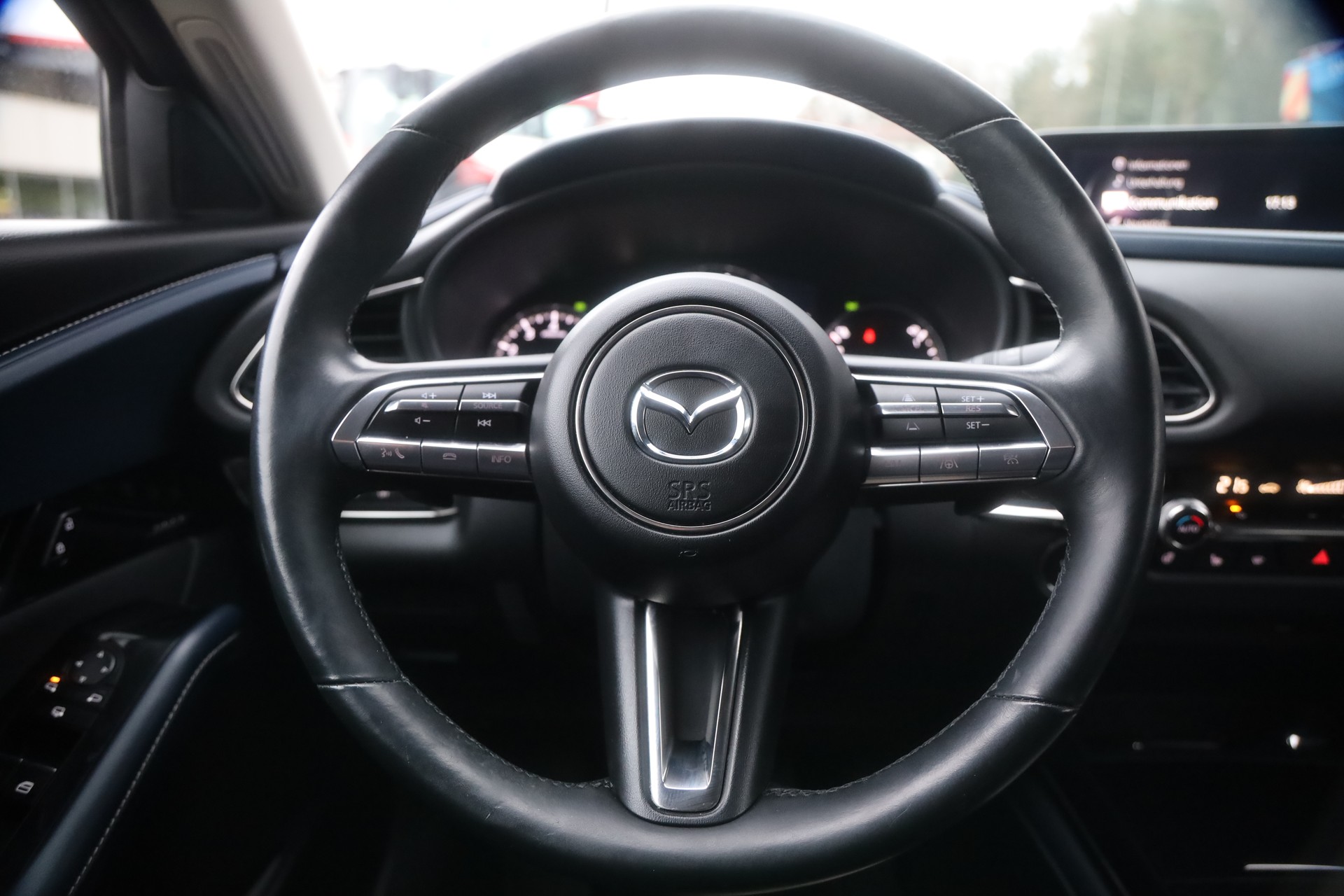 MAZDA CX-30 SKYACTIV-X M Hybrid 180 Revolution FWD Automat-image-11