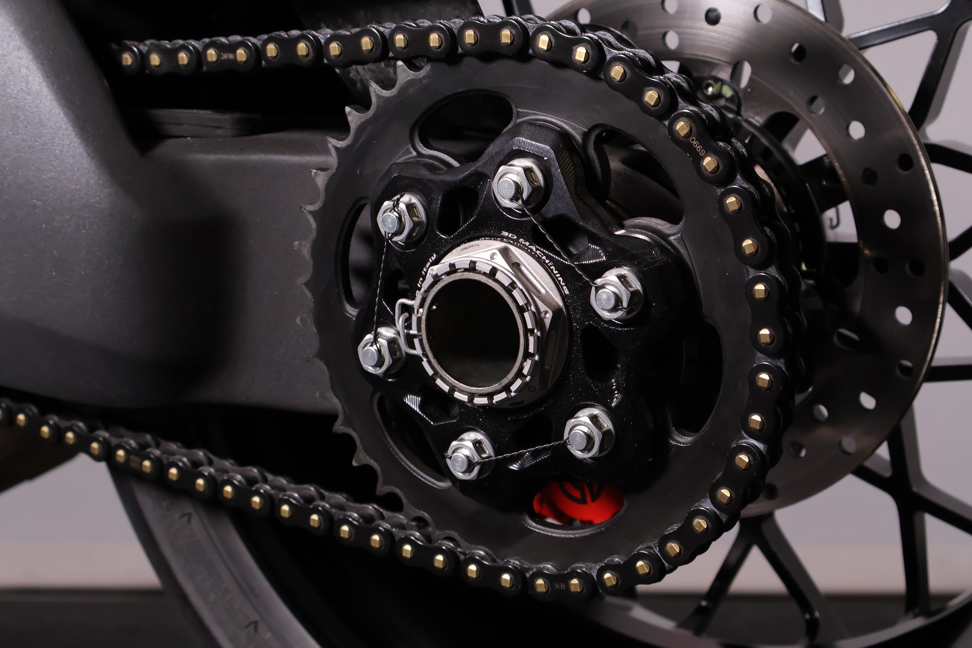 DUCATI Streetfighter Lamborghini No. 272/630-image-8