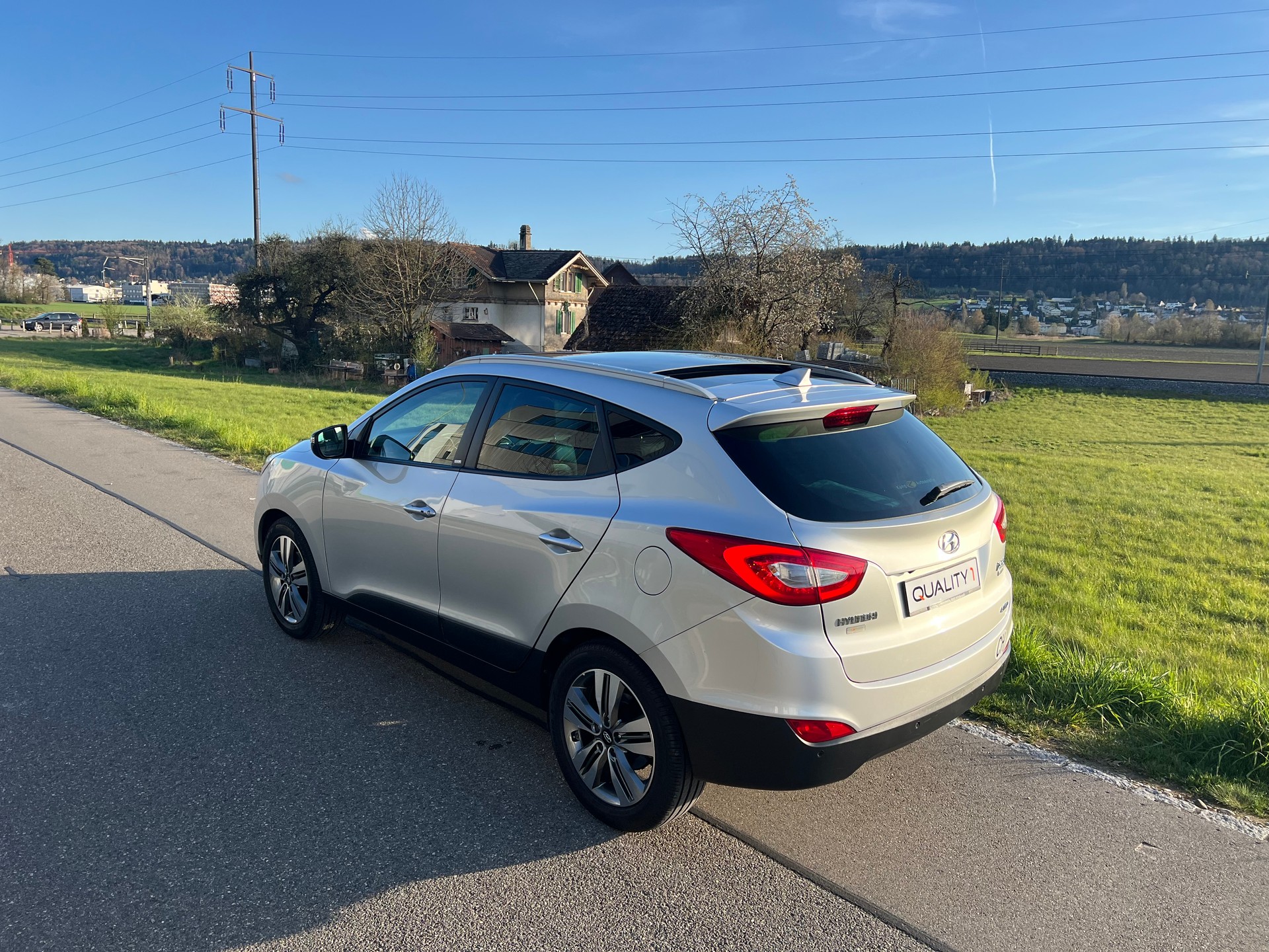 HYUNDAI iX 35 2.0 CRDi GO! Plus 4WD Automatic-image-9